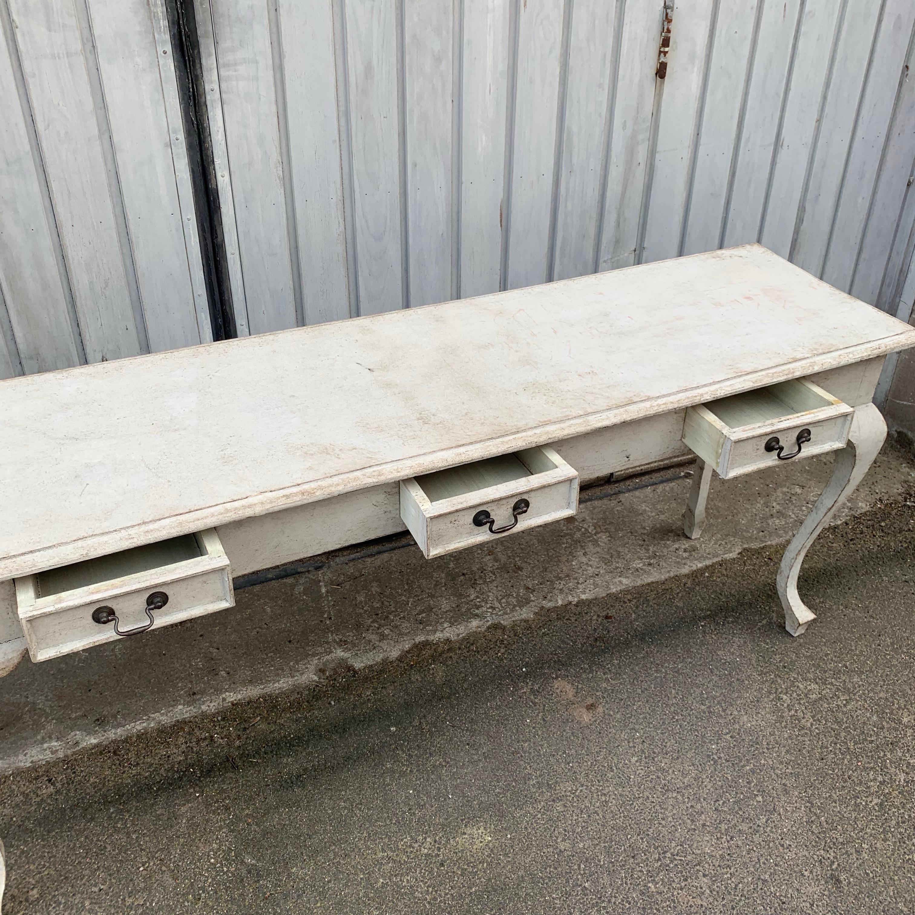 19th Century Long Gustavian Style Painted Console Hall Table For Sale 11