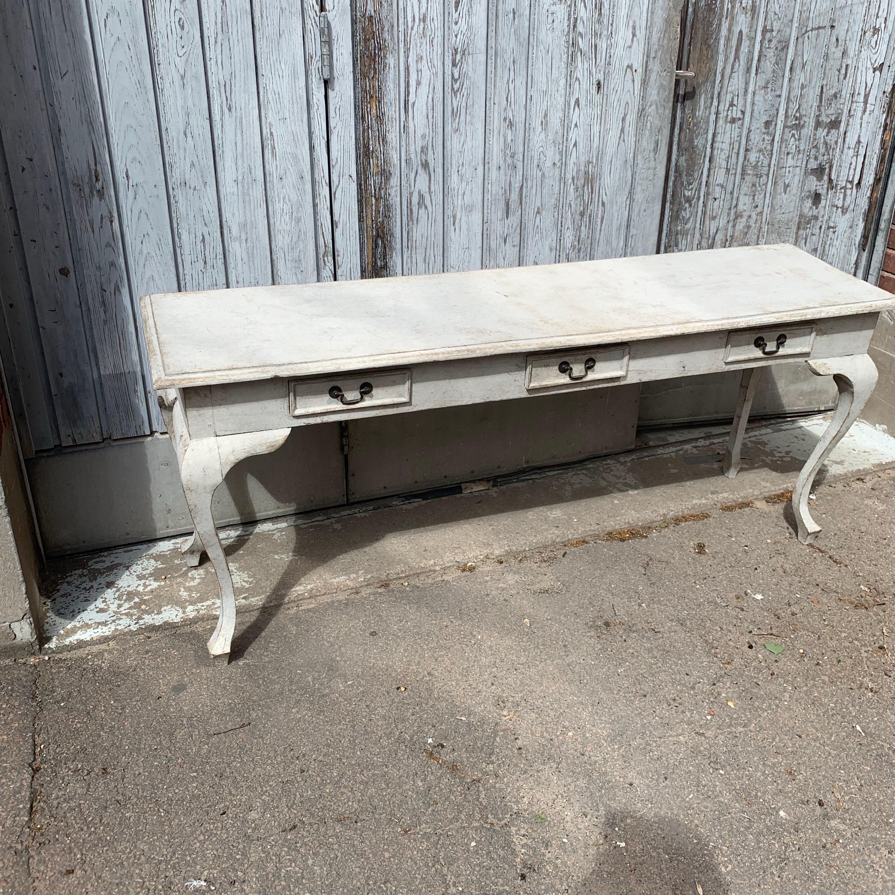 19th Century Long Gustavian Style Painted Console Hall Table For Sale 13