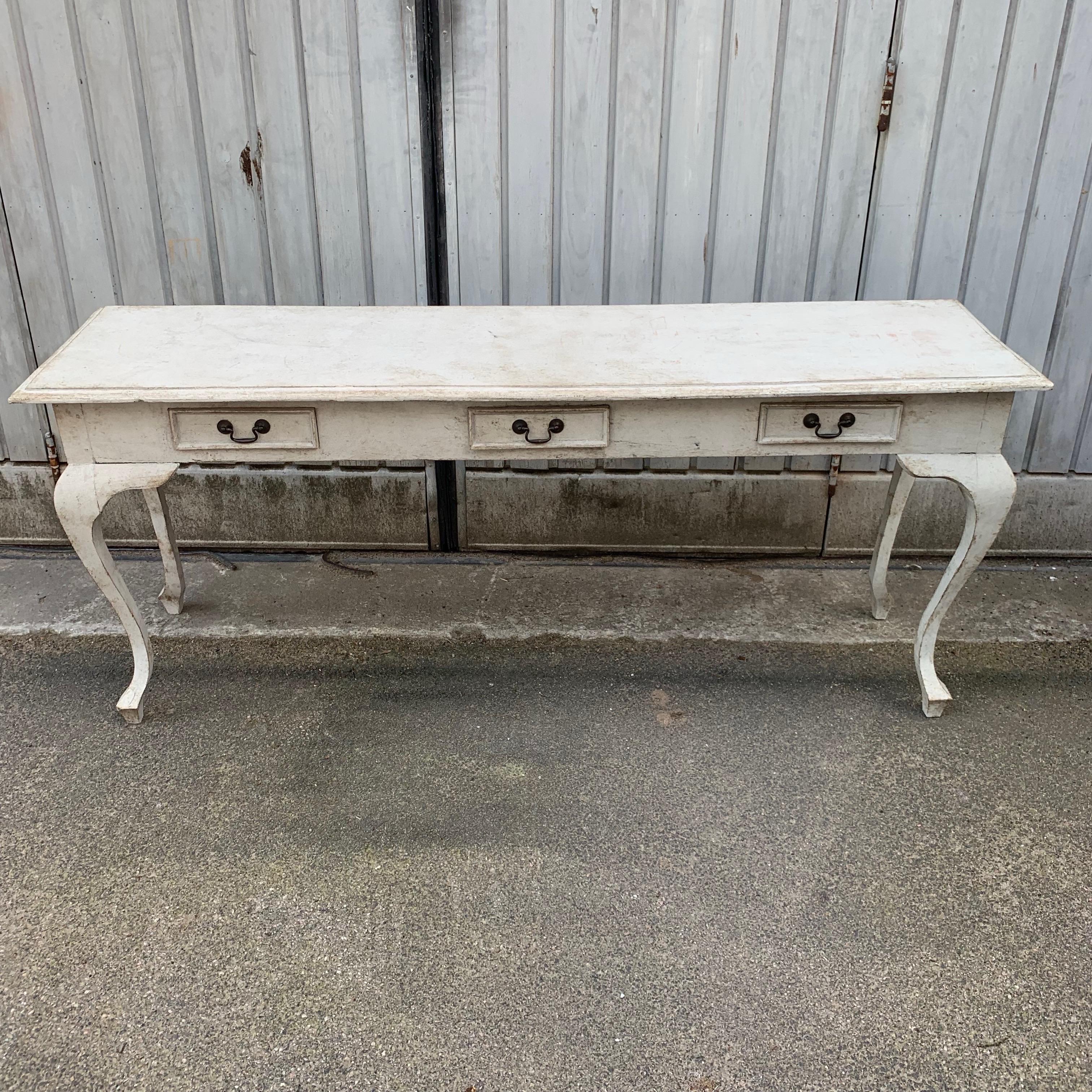 19th Century Long Gustavian Style Painted Console Hall Table For Sale 3