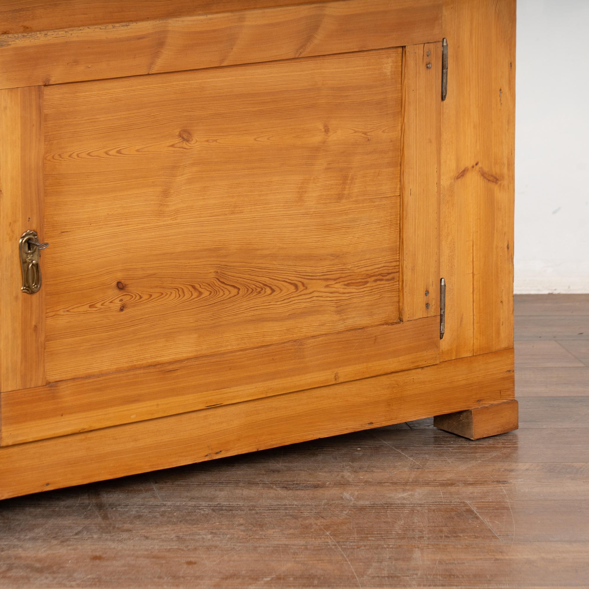 19th Century Long Pine Sideboard Cabinet Console from Denmark For Sale 5