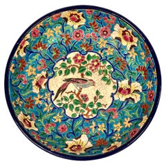 Große Longwy-Emaille-Schale aus dem 19. Jahrhundert mit Blumen- und Vogelmotiven