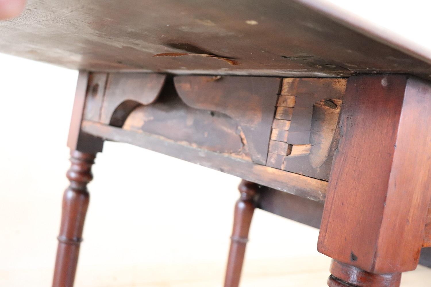 19th Century Louis Philippe Antique Tilt-Top Table For Sale 1