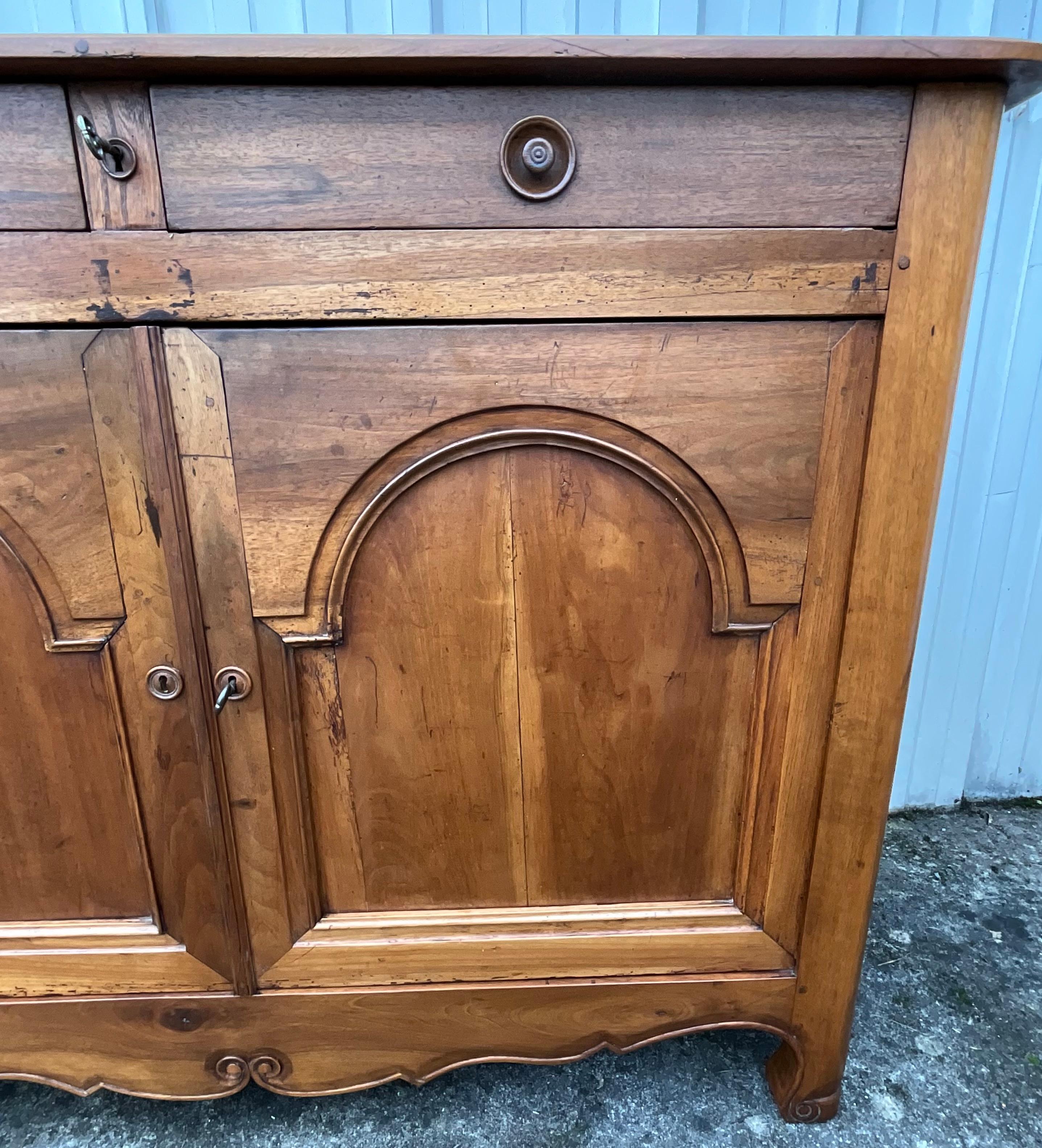 19th Century Louis Philippe Buffet For Sale 1