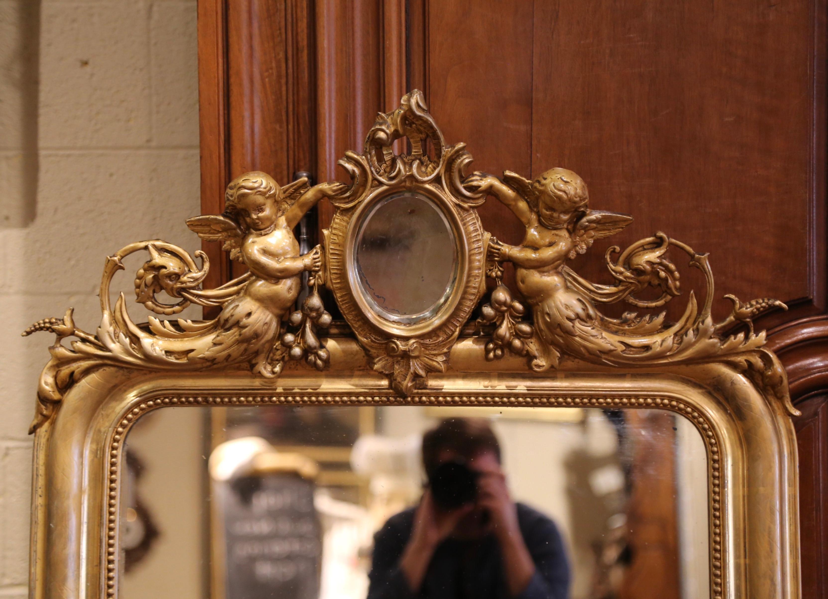 French 19th Century Louis Philippe Carved Giltwood Mirror with Cherub Motifs