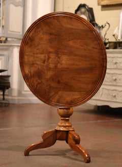 19th Century Louis Philippe Carved Walnut Round Tilt-Top Gueridon Table