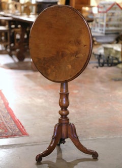 19th Century Louis Philippe Carved Walnut Round Tilt-Top Gueridon Table