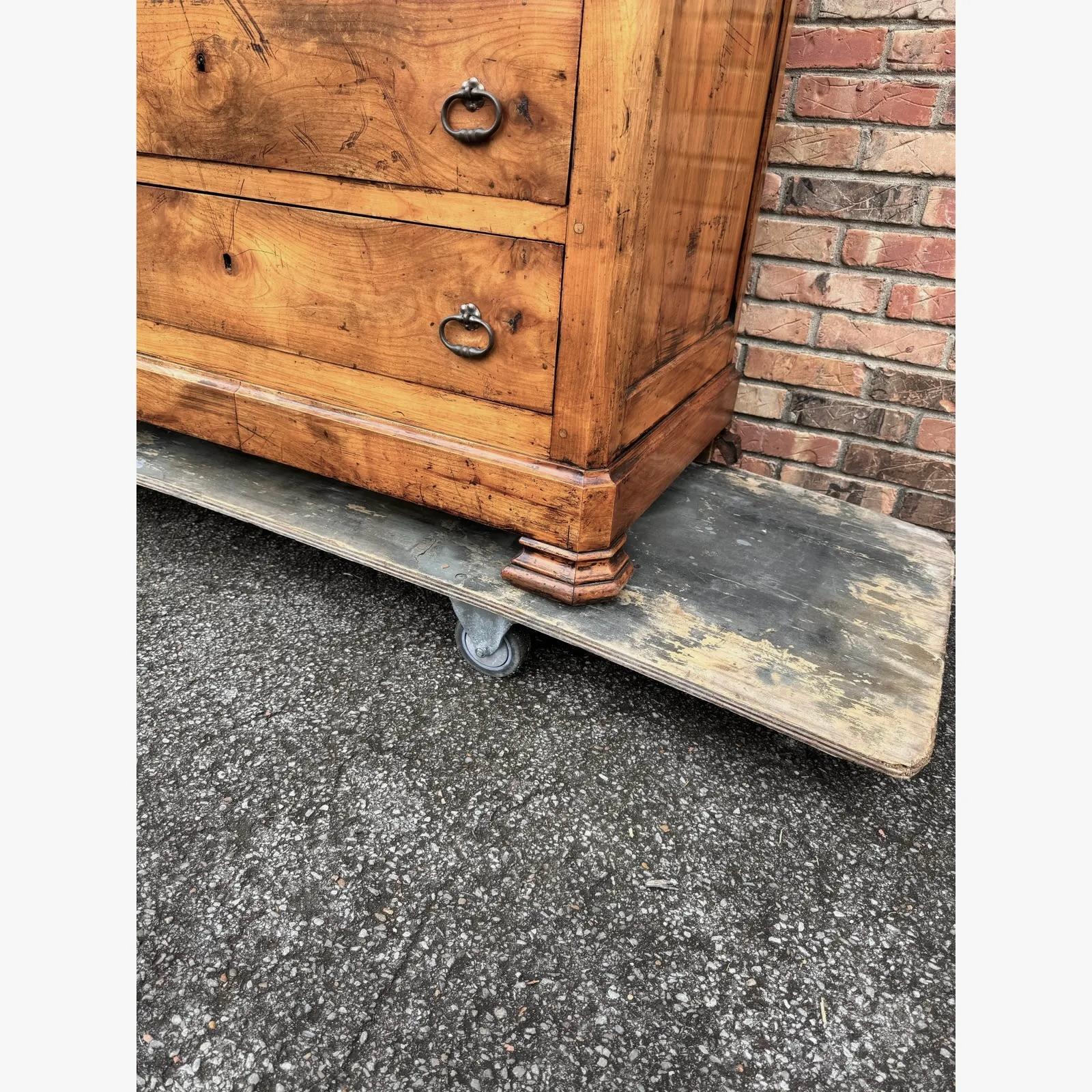 19th Century Louis Philippe Chest of Drawers For Sale 3