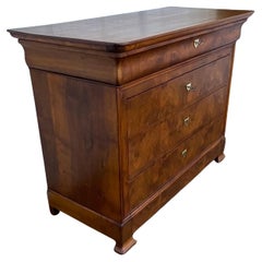 Antique 19th Century Louis-Philippe Chest of Drawers in Solid Walnut and Burl Walnut