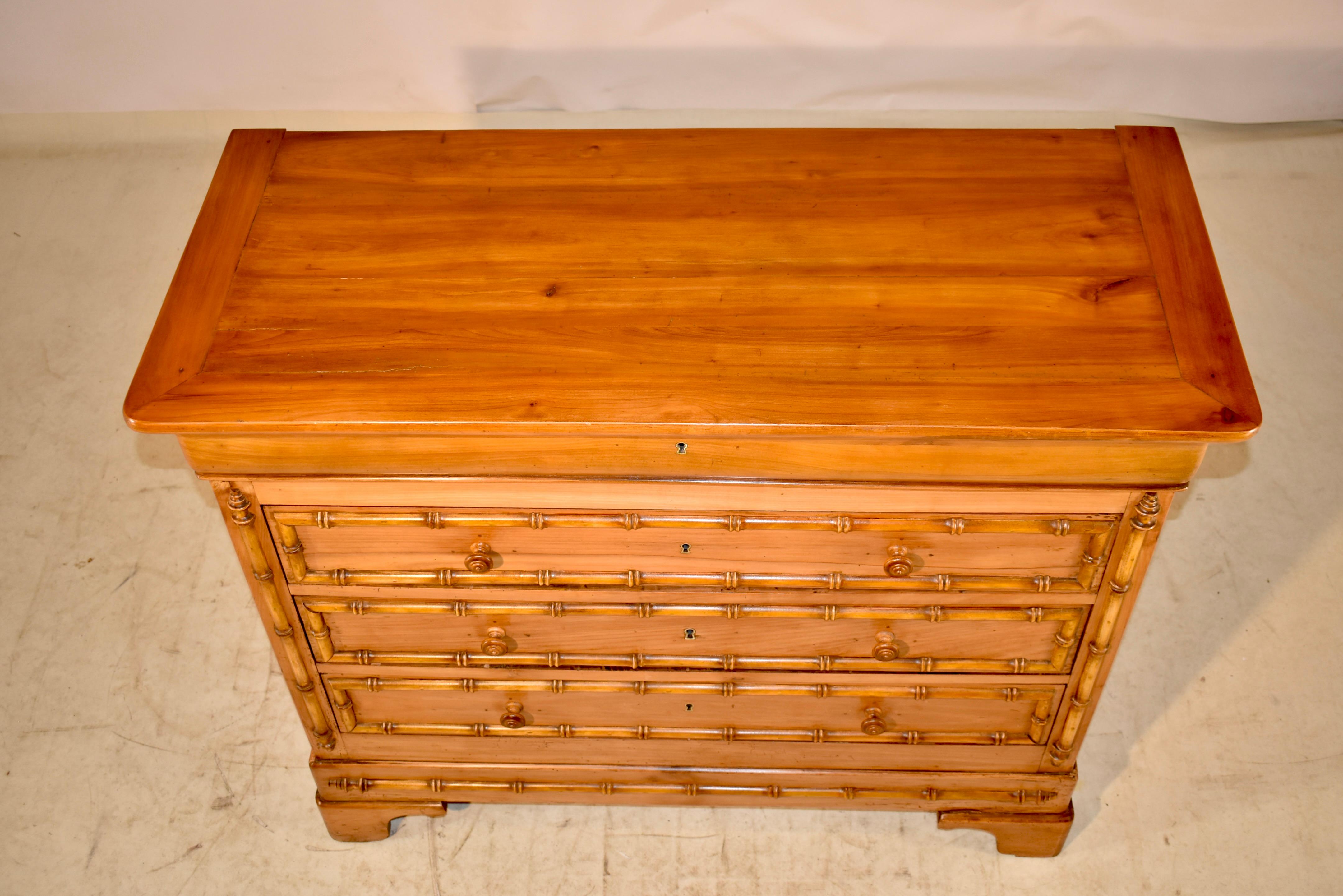 19th Century Louis Philippe Commode in Cherry For Sale 3
