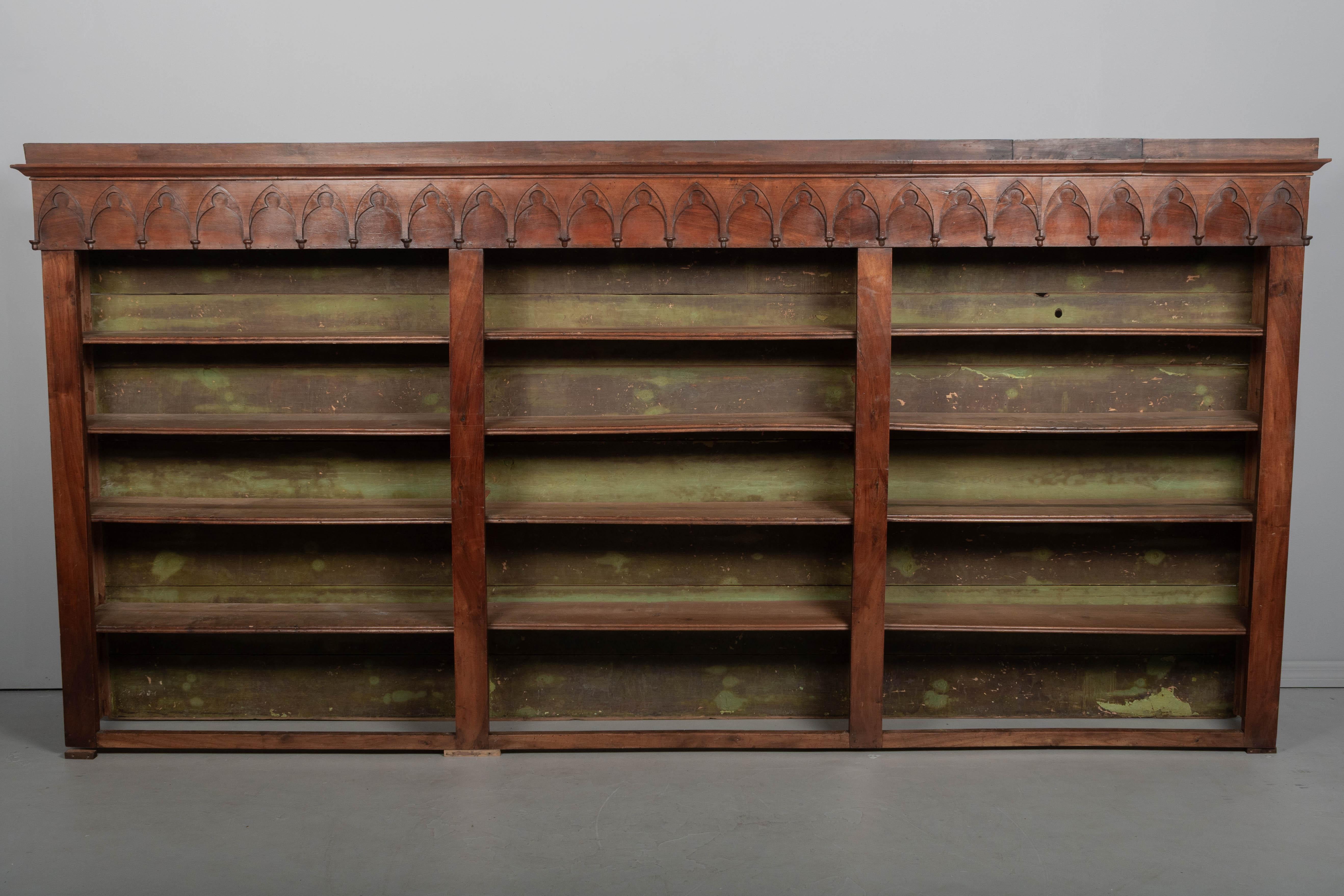 Vitrine ou bibliothèque Louis Philippe du 19ème siècle en vente 4