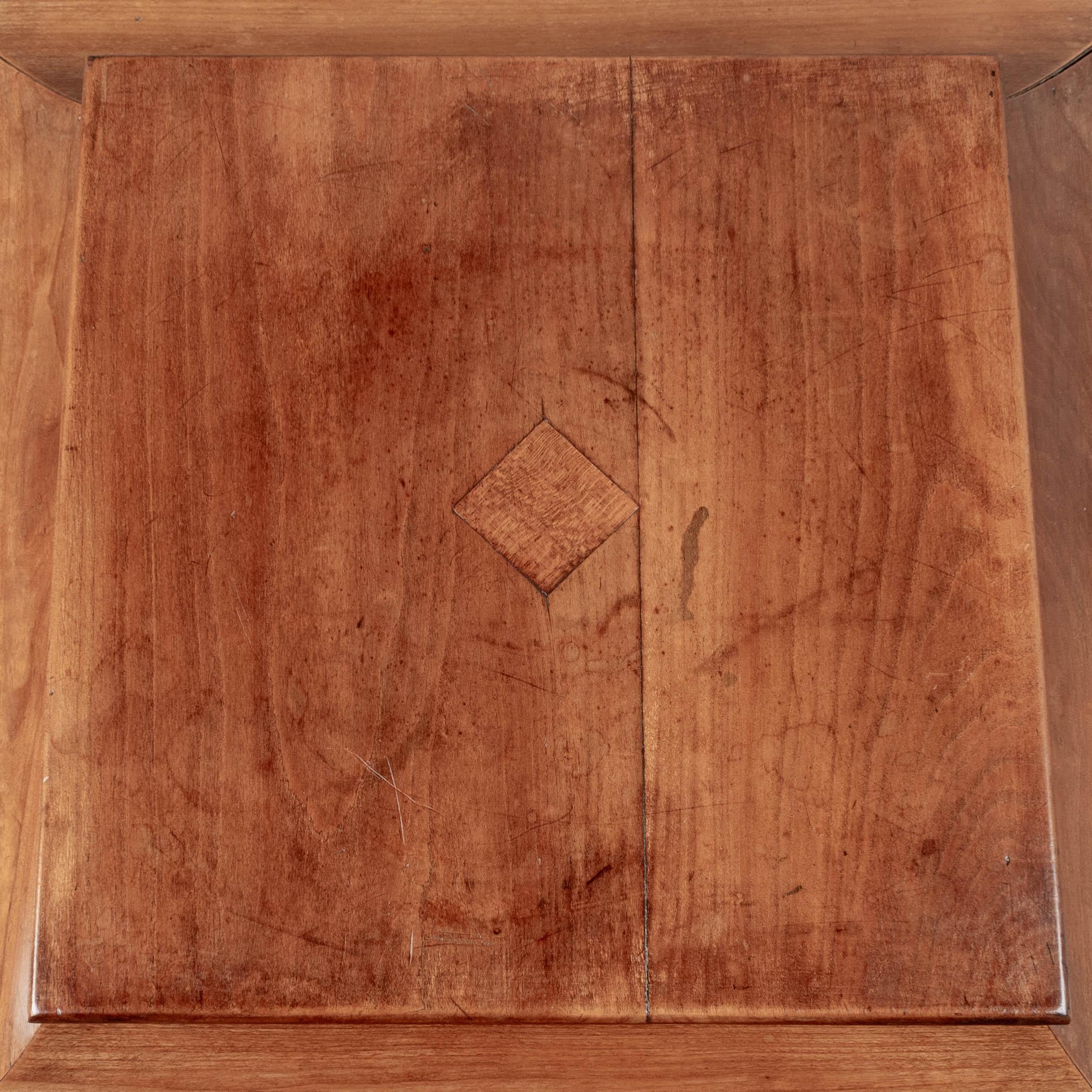 Guéridon français Louis Philippe du 19e siècle en vente 5