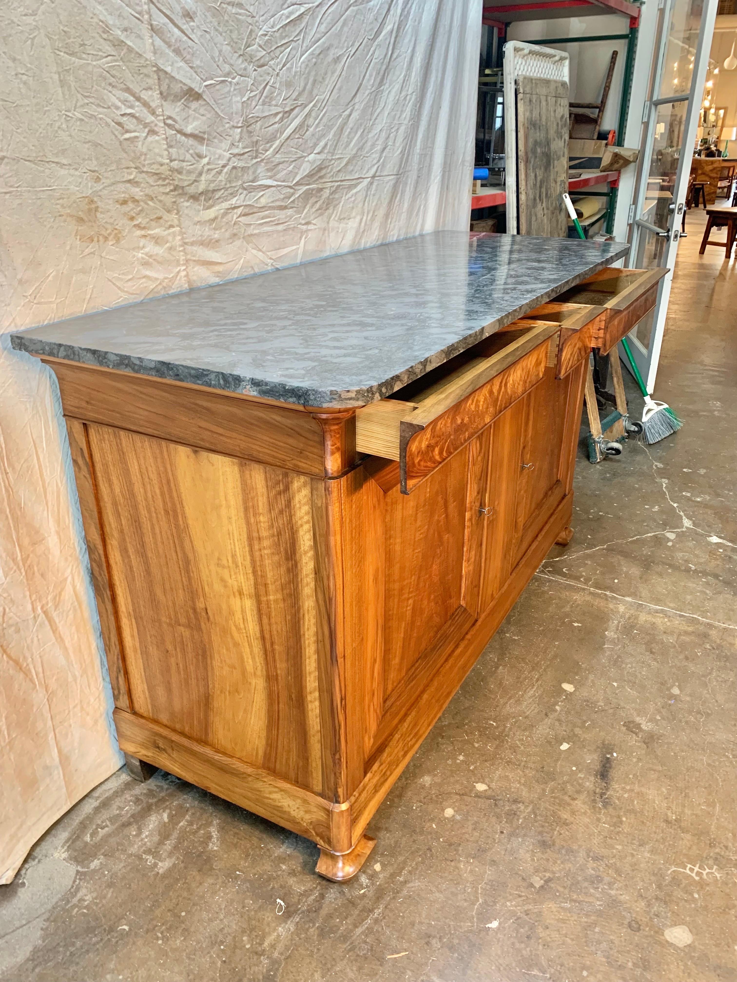19th Century Louis Philippe French Walnut Sideboard Buffet with Marble Top For Sale 6