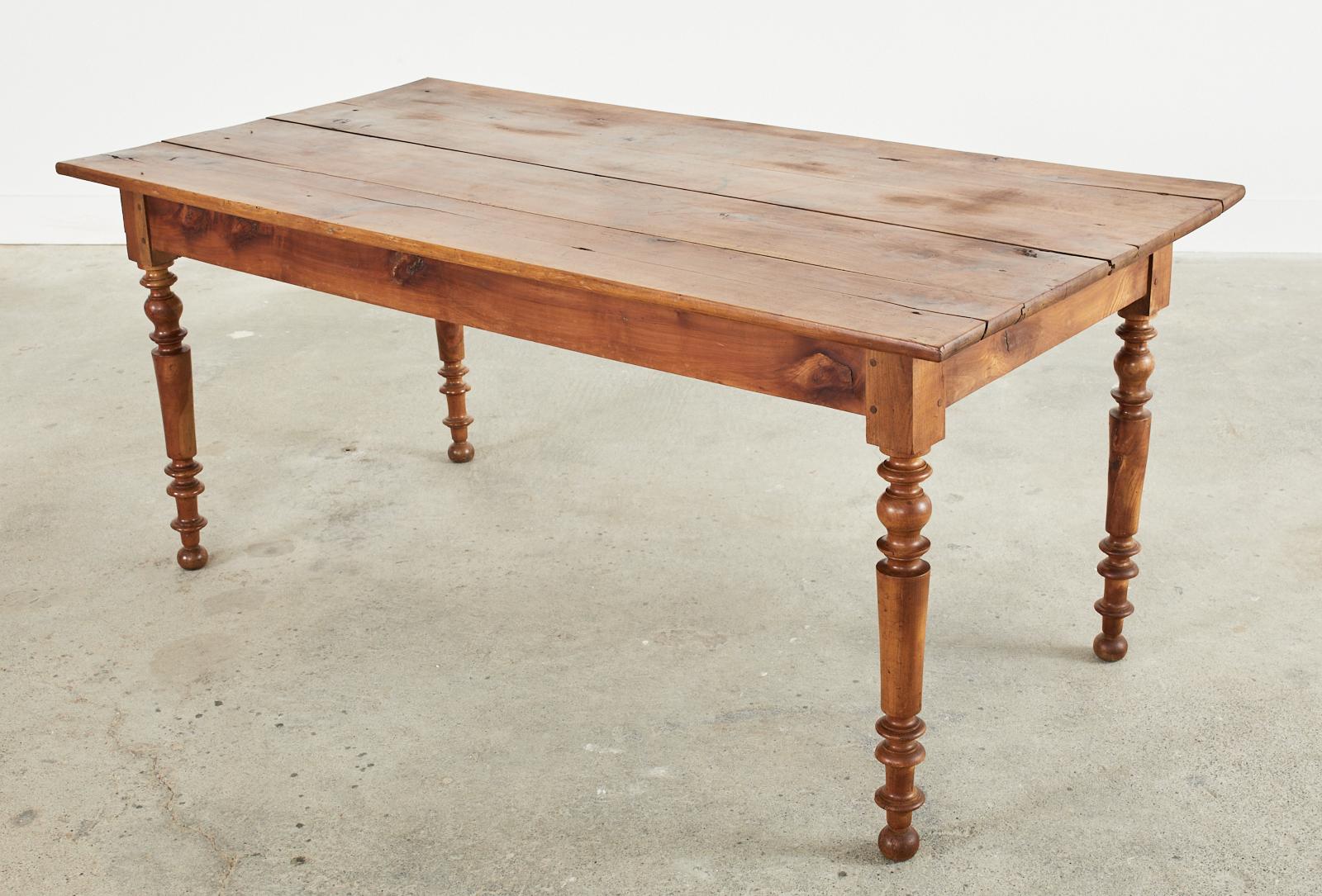 French 19th Century Louis Philippe Fruitwood Farmhouse Dining Table