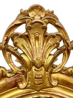 Miroir Louis Philippe du 19ème siècle en bois doré