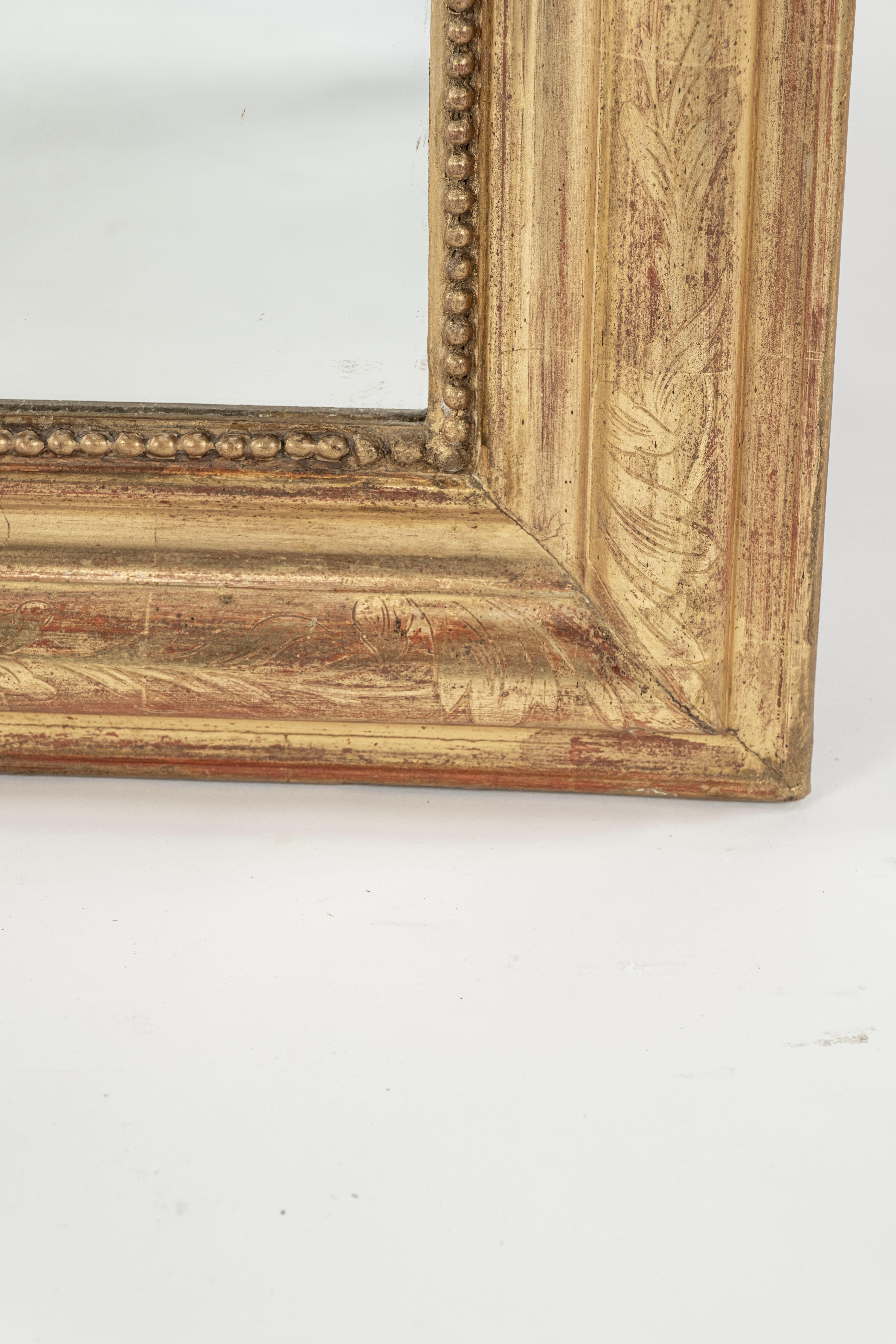 Specchio in legno dorato Louis Philippe del XIX secolo In condizioni buone in vendita a Houston, TX