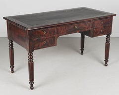 Bureau Louis Philippe du 19ème siècle en acajou