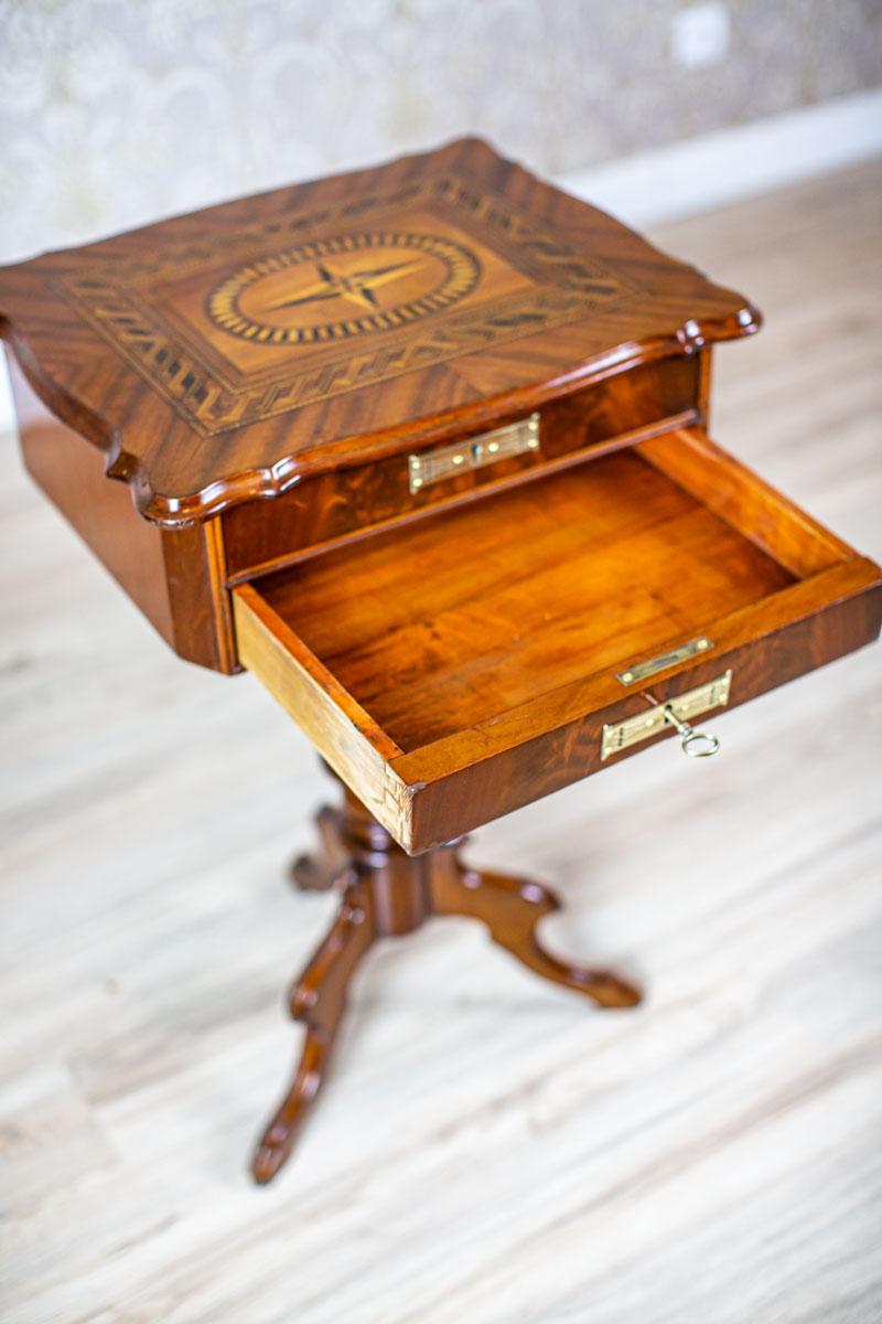 19th-Century Louis Philippe Sewing Table with Inlaid Top For Sale 2