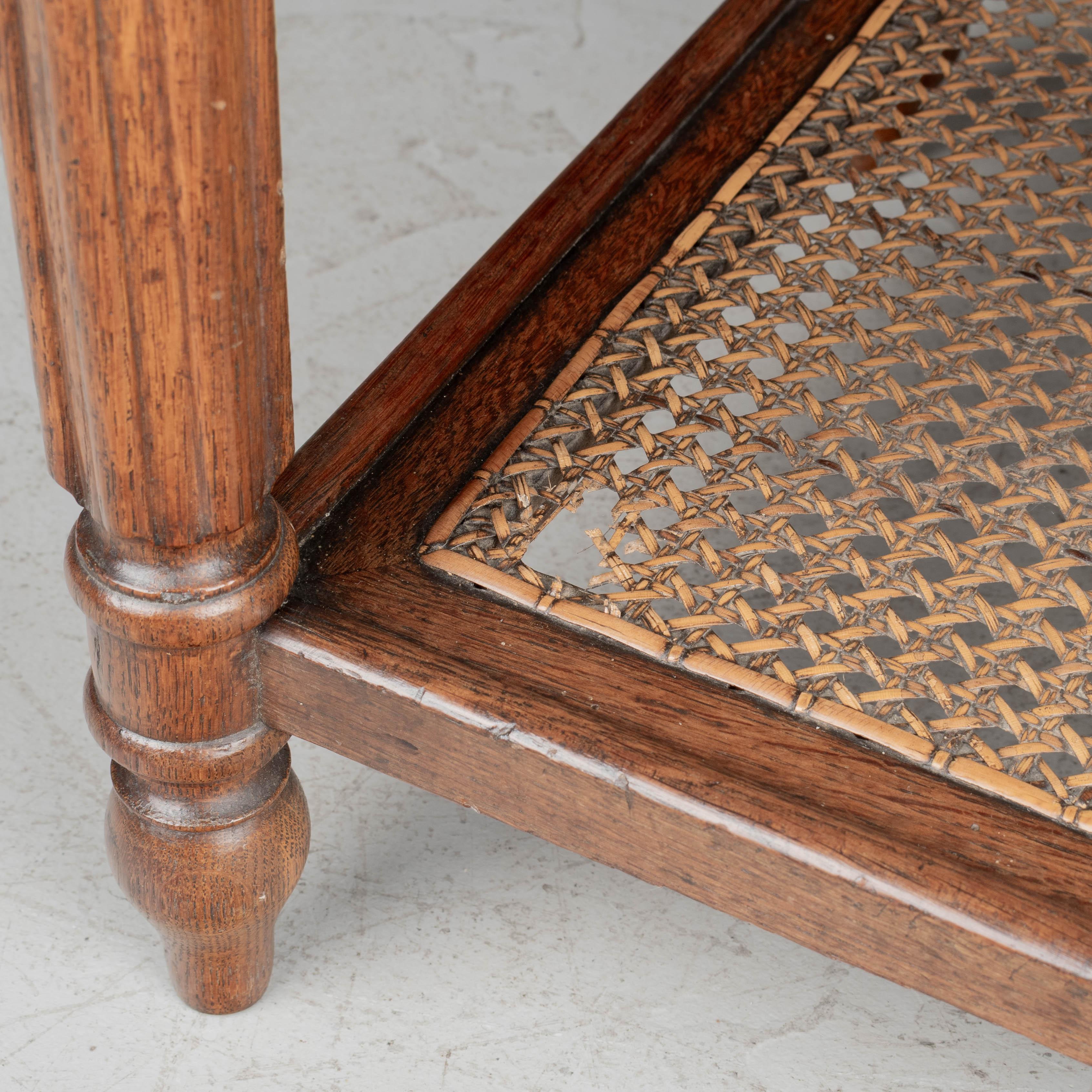 Canne Table d'appoint Louis Philippe du 19e siècle en vente