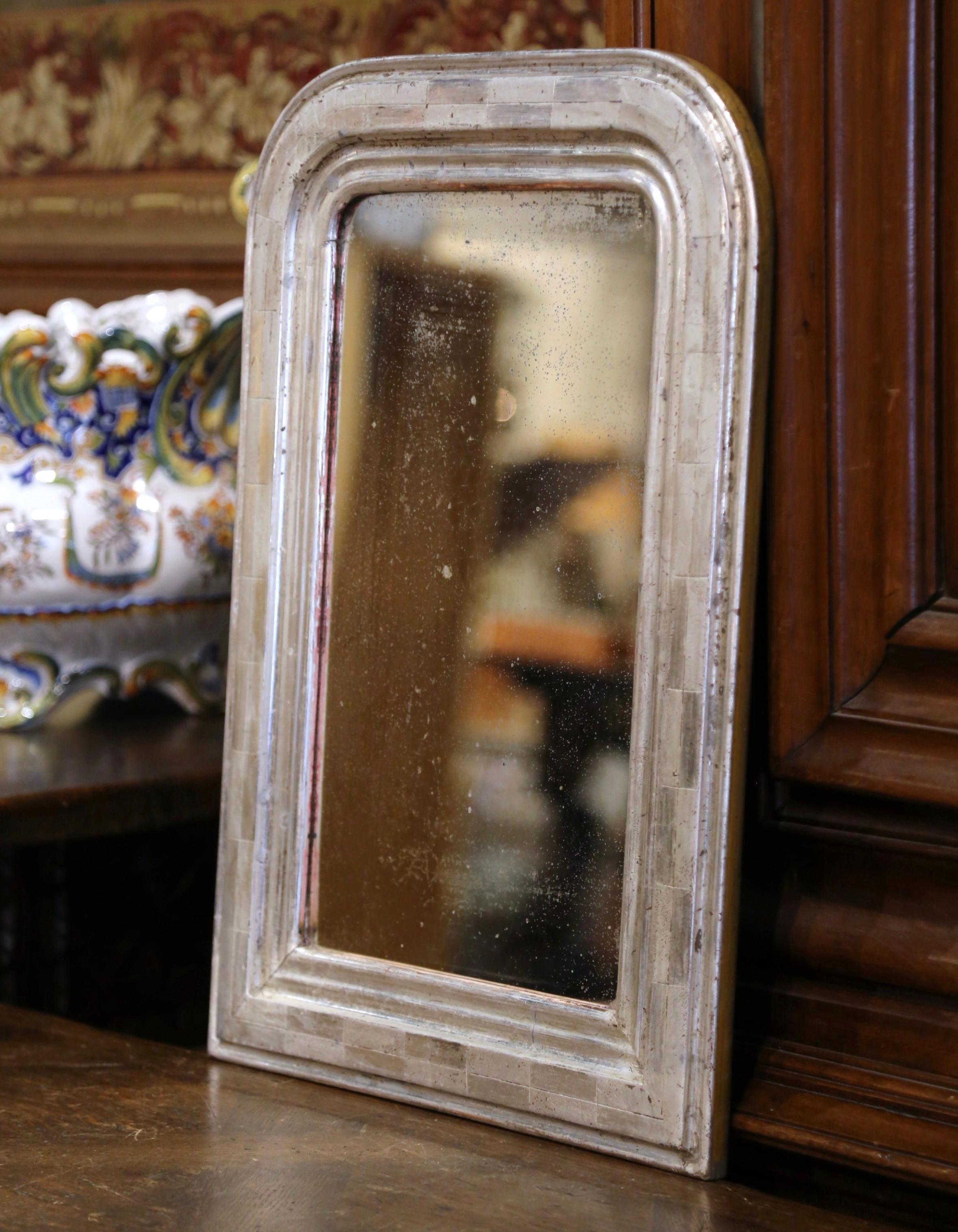 19th Century Louis Philippe Silver Leaf Wall Mirror with Engraved Checker Decor For Sale 1