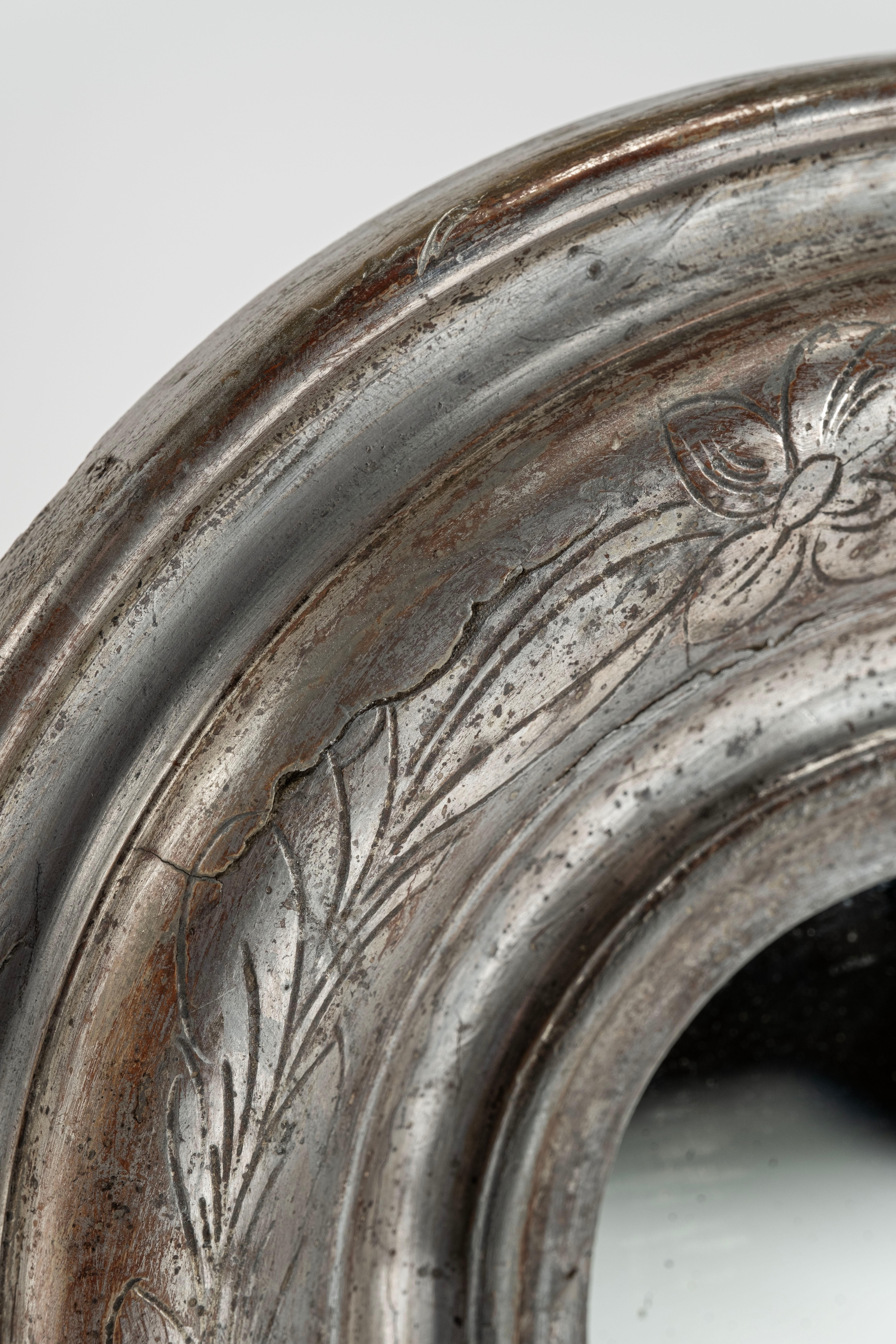 Specchio d'argento Louis Philippe del XIX secolo in vendita 1