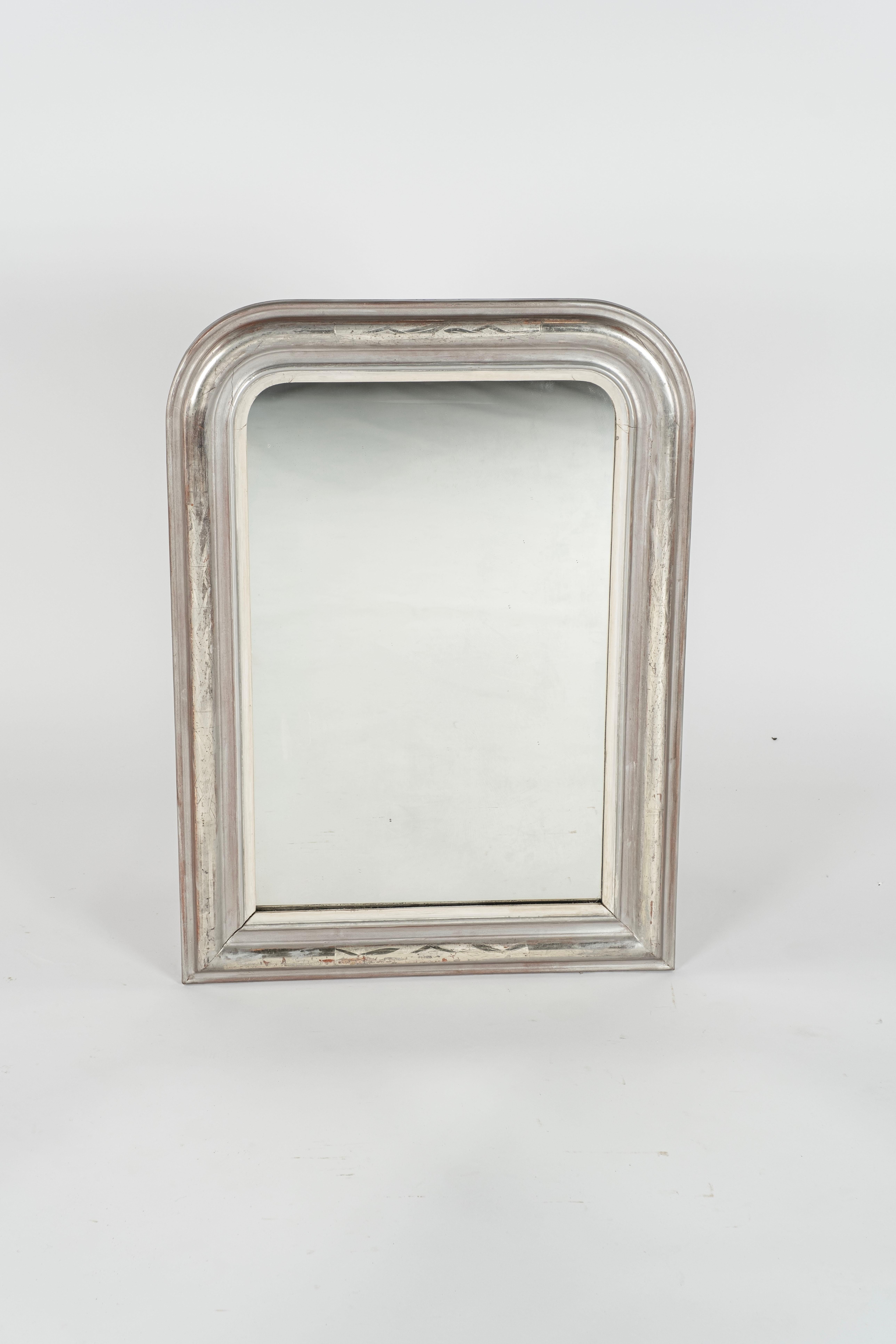 Specchio d'argento Louis Philippe del XIX secolo in vendita 1