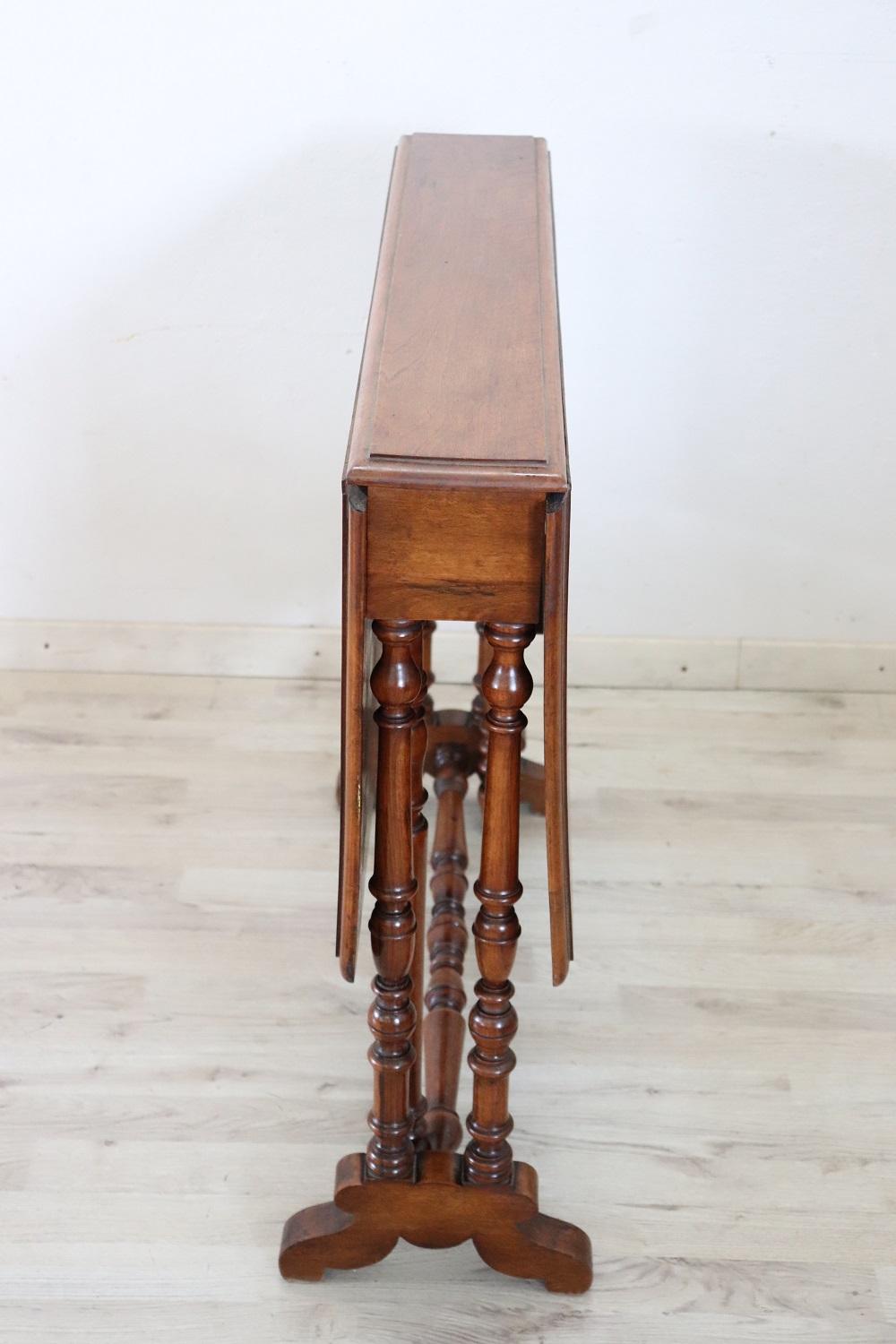 19th Century Louis Philippe Solid Walnut Antique Tilt-Top Table For Sale 1