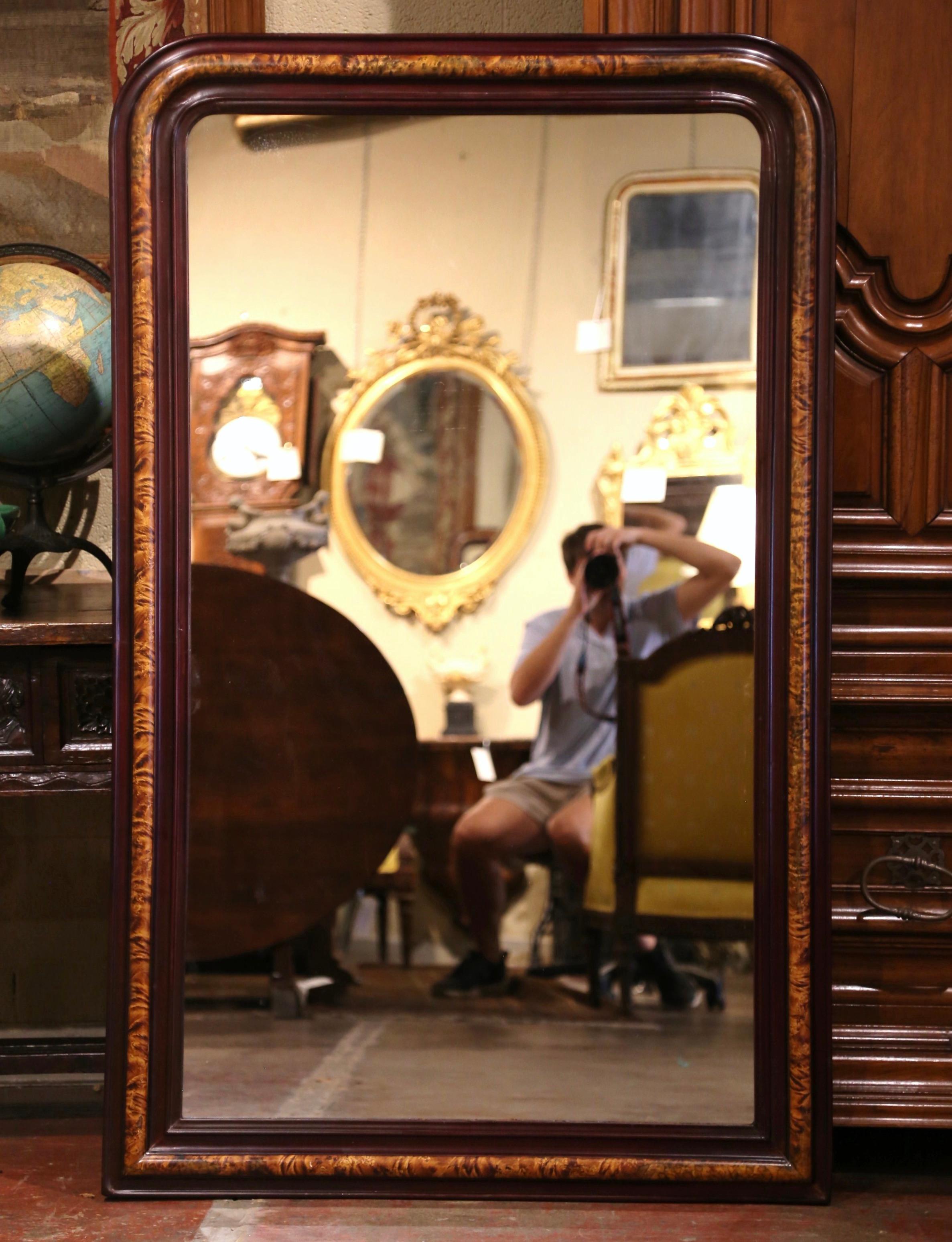 19th Century Louis Philippe Two-Tone Faux Burl Wood Wall Mirror In Excellent Condition For Sale In Dallas, TX