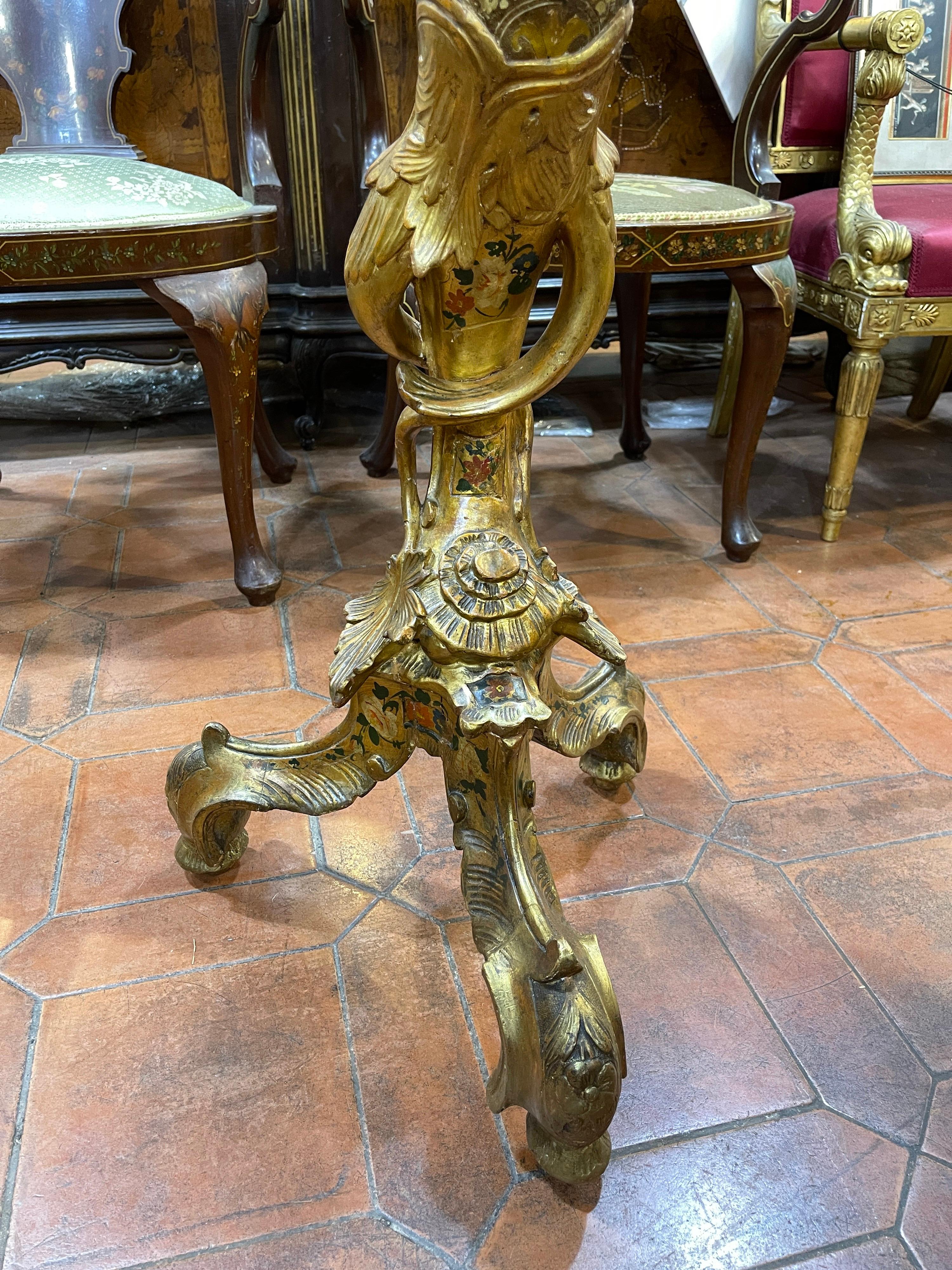 19th Century Louis Philippe Venetian Moor Gueridon Pedestal Lacquered Gilt, 1840 In Good Condition In Roma, RM
