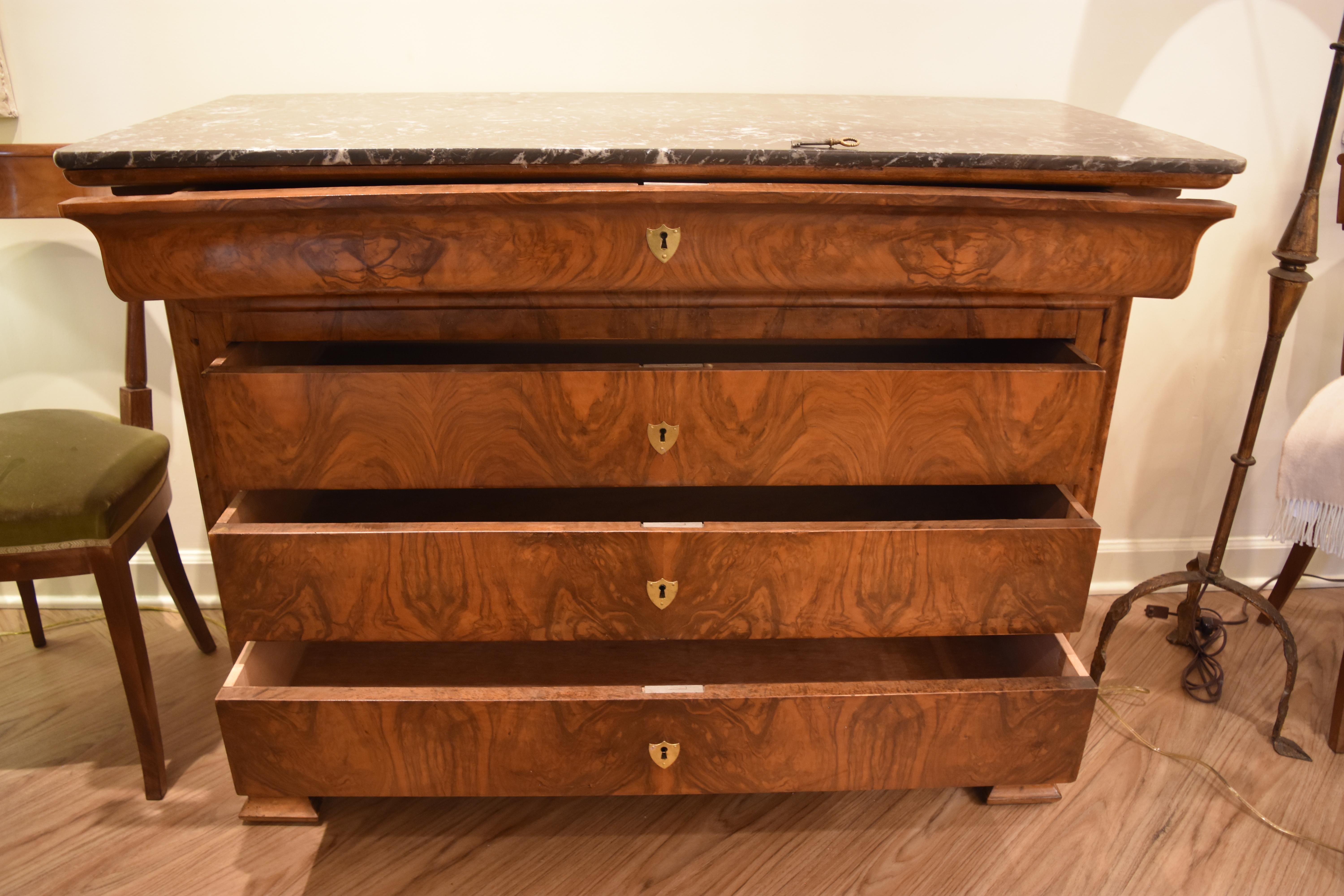 19th Century Louis Philippe Walnut Commode with Marble Top In Good Condition For Sale In Nashville, TN
