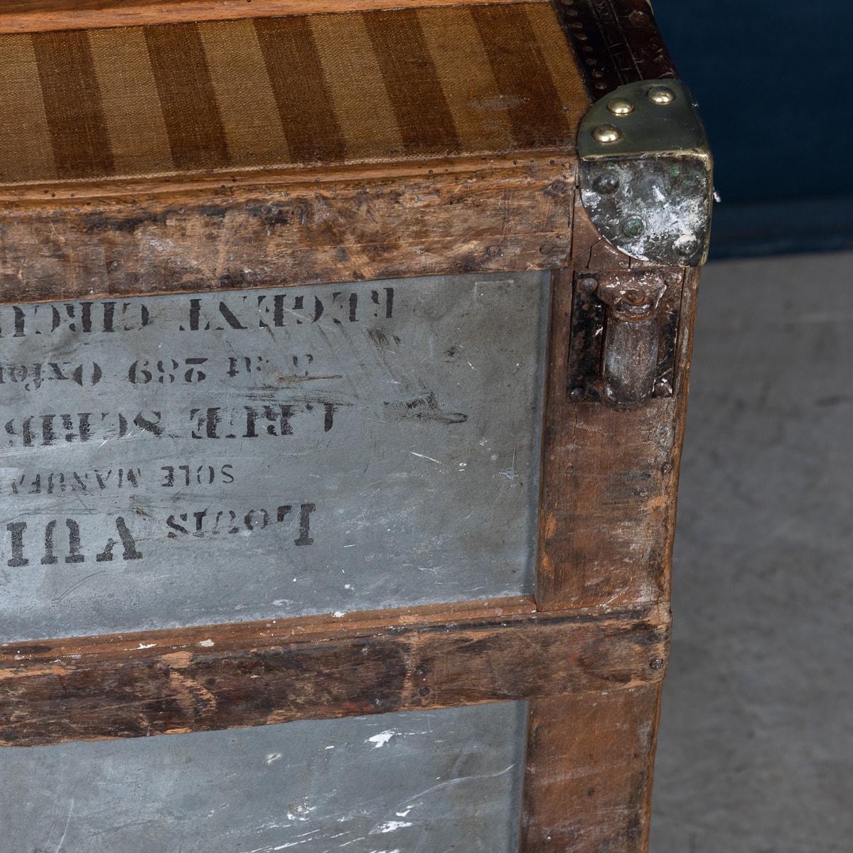 19th Century Louis Vuitton Courier Trunk In Striped Canvas, France c.1885 For Sale 12