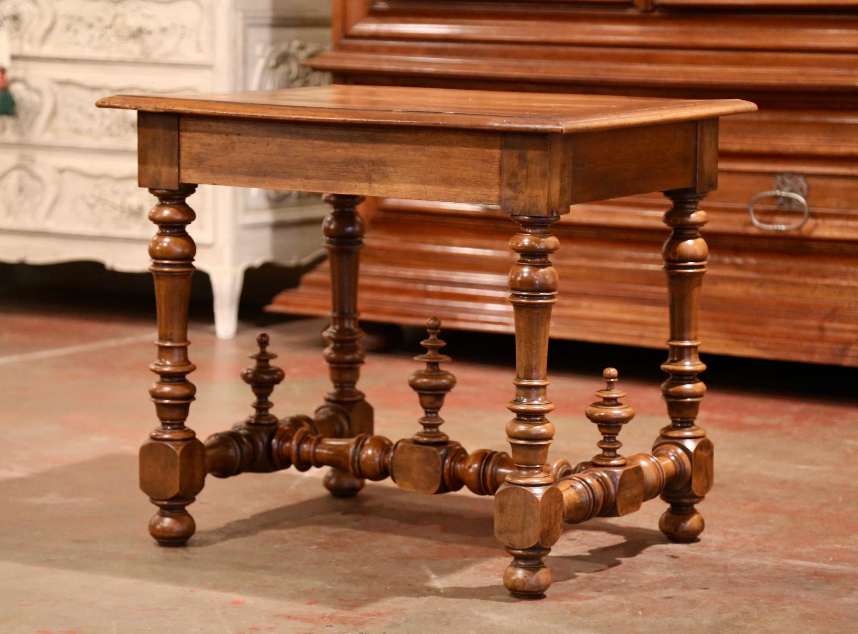 19th Century Louis XIII Carved Walnut and Pear Table with Decorative Finials 6
