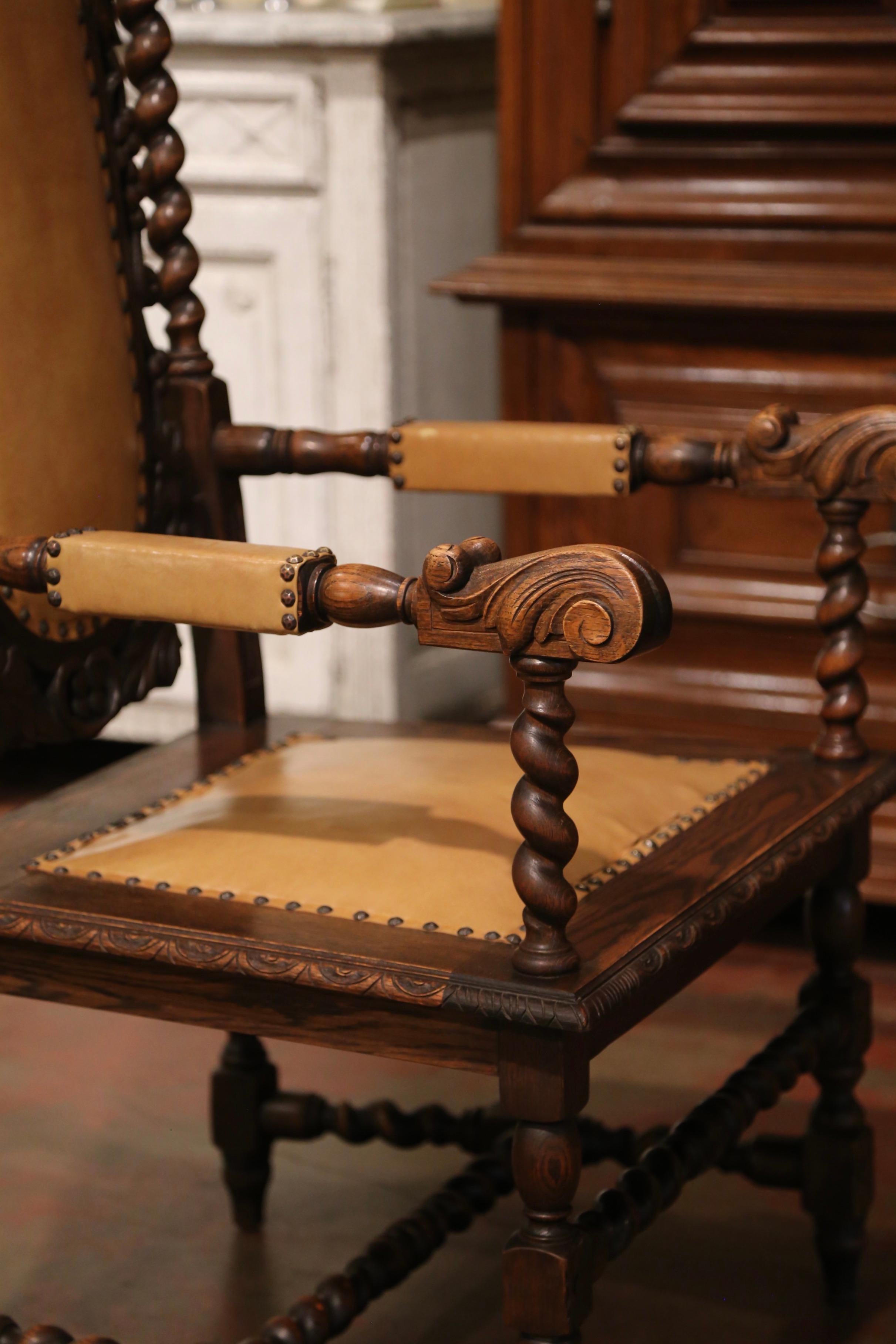 Sessel aus geschnitzter Eiche und Leder im Louis-XIII-Stil des 19. Jahrhunderts von Karpen im Angebot 3