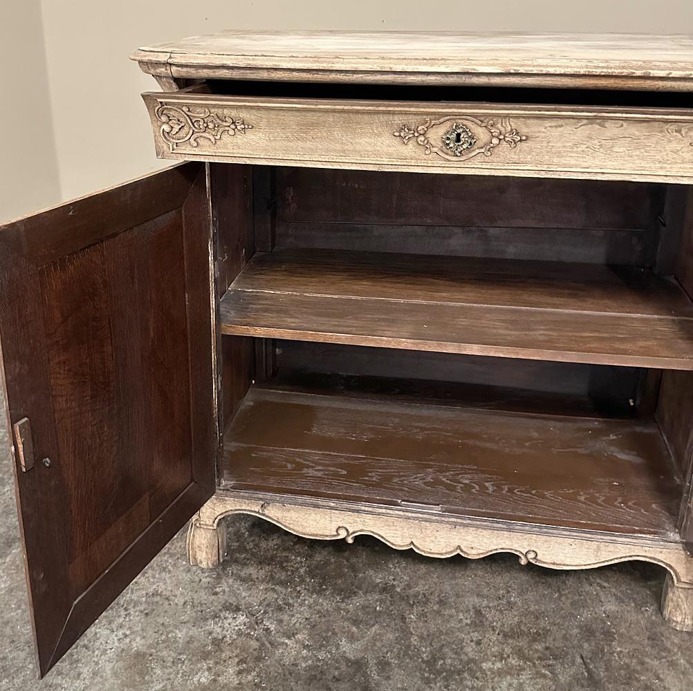 Buffet Luigi XIV del XIX secolo in Oak scortecciato in vendita 4