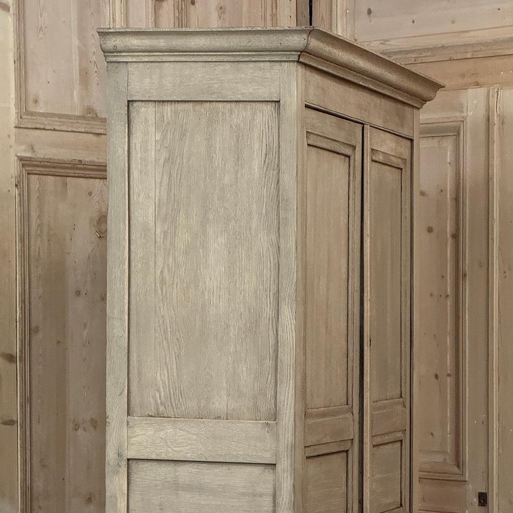 Buffet Louis XIV du 19ème siècle en Oak Oak décapé en vente 3