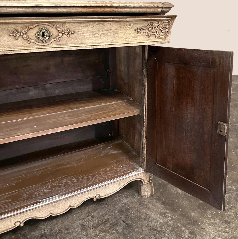 Buffet Luigi XIV del XIX secolo in Oak scortecciato in vendita 5