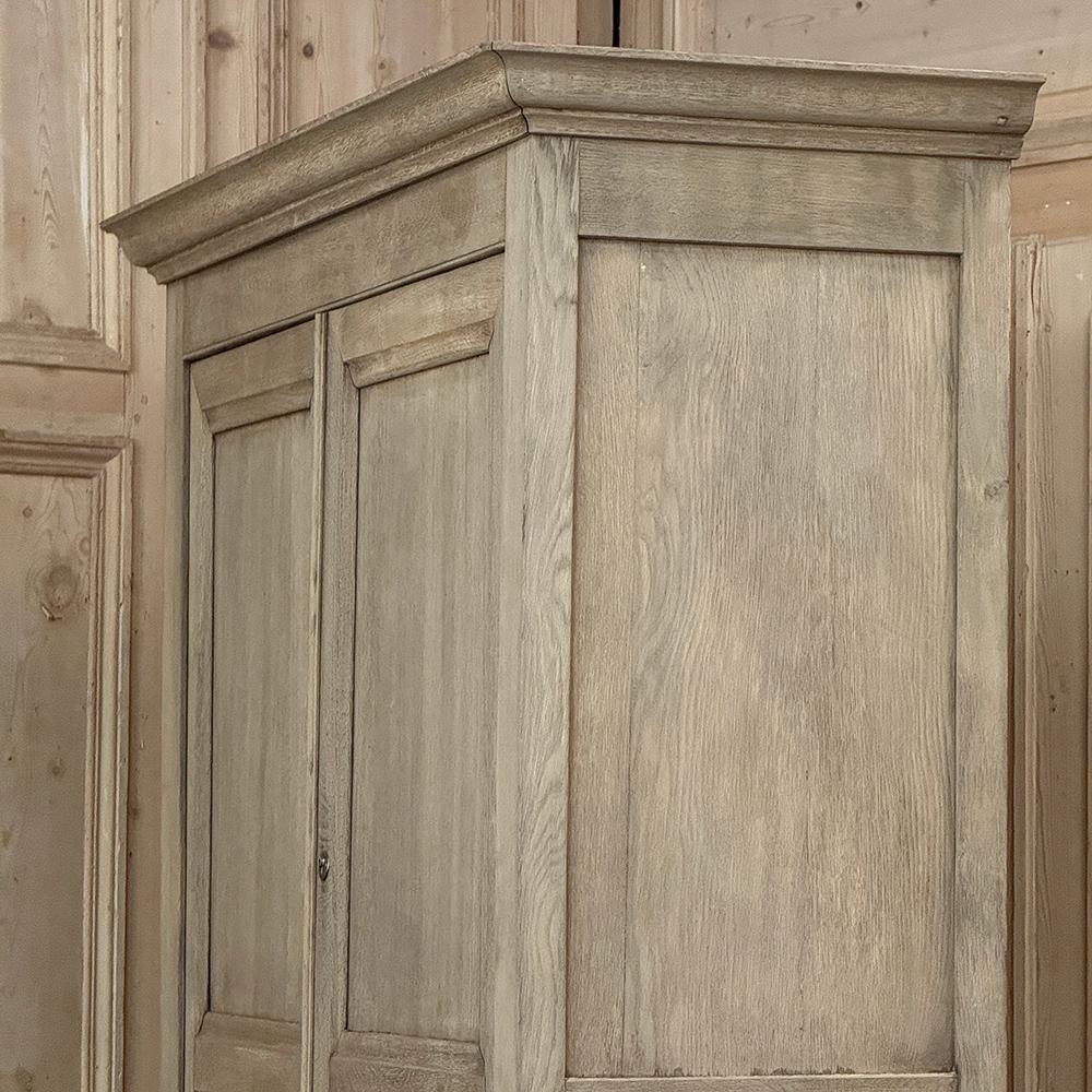 Buffet Louis XIV du 19ème siècle en Oak Oak décapé en vente 5