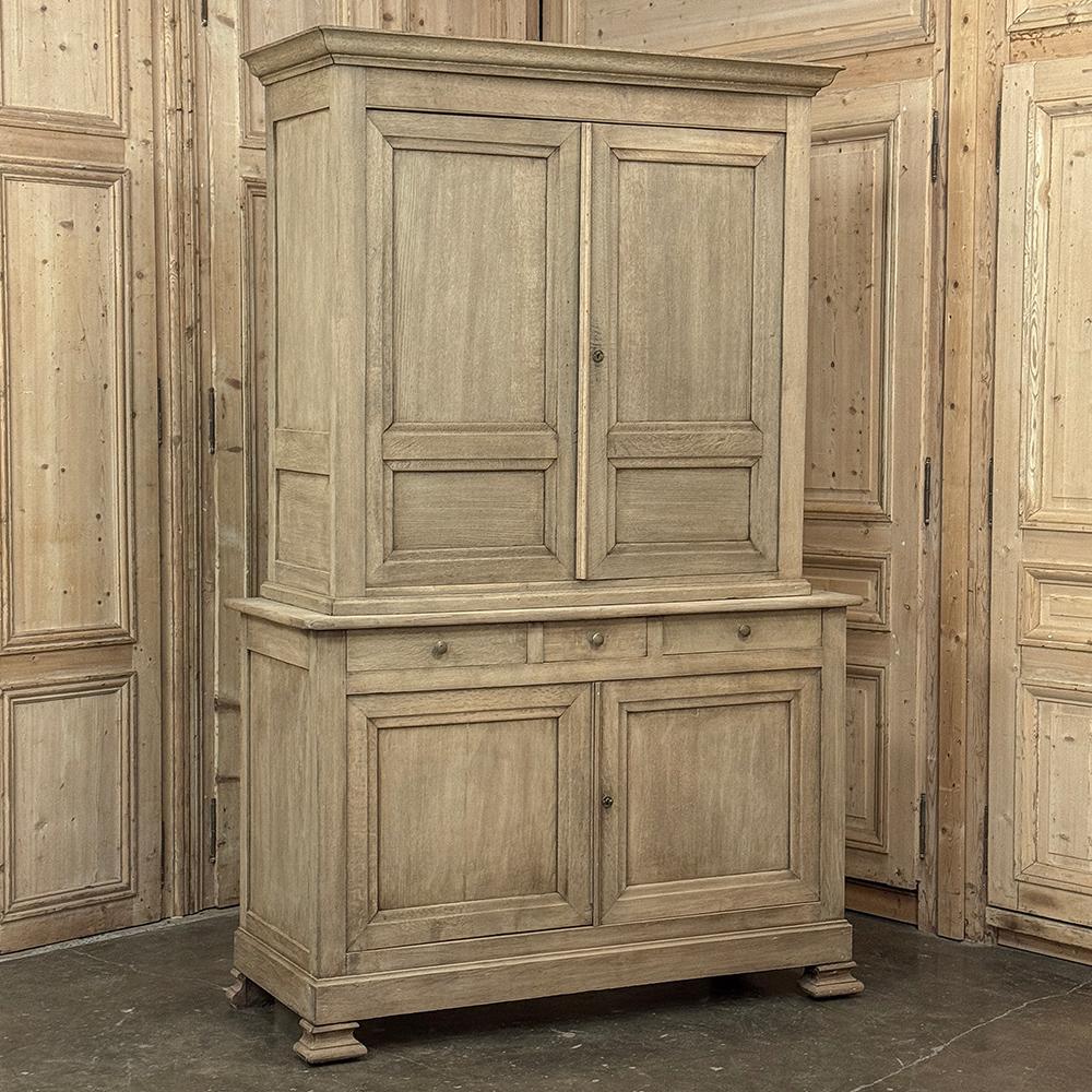 Louis-Philippe Buffet Louis XIV du 19ème siècle en Oak Oak décapé en vente