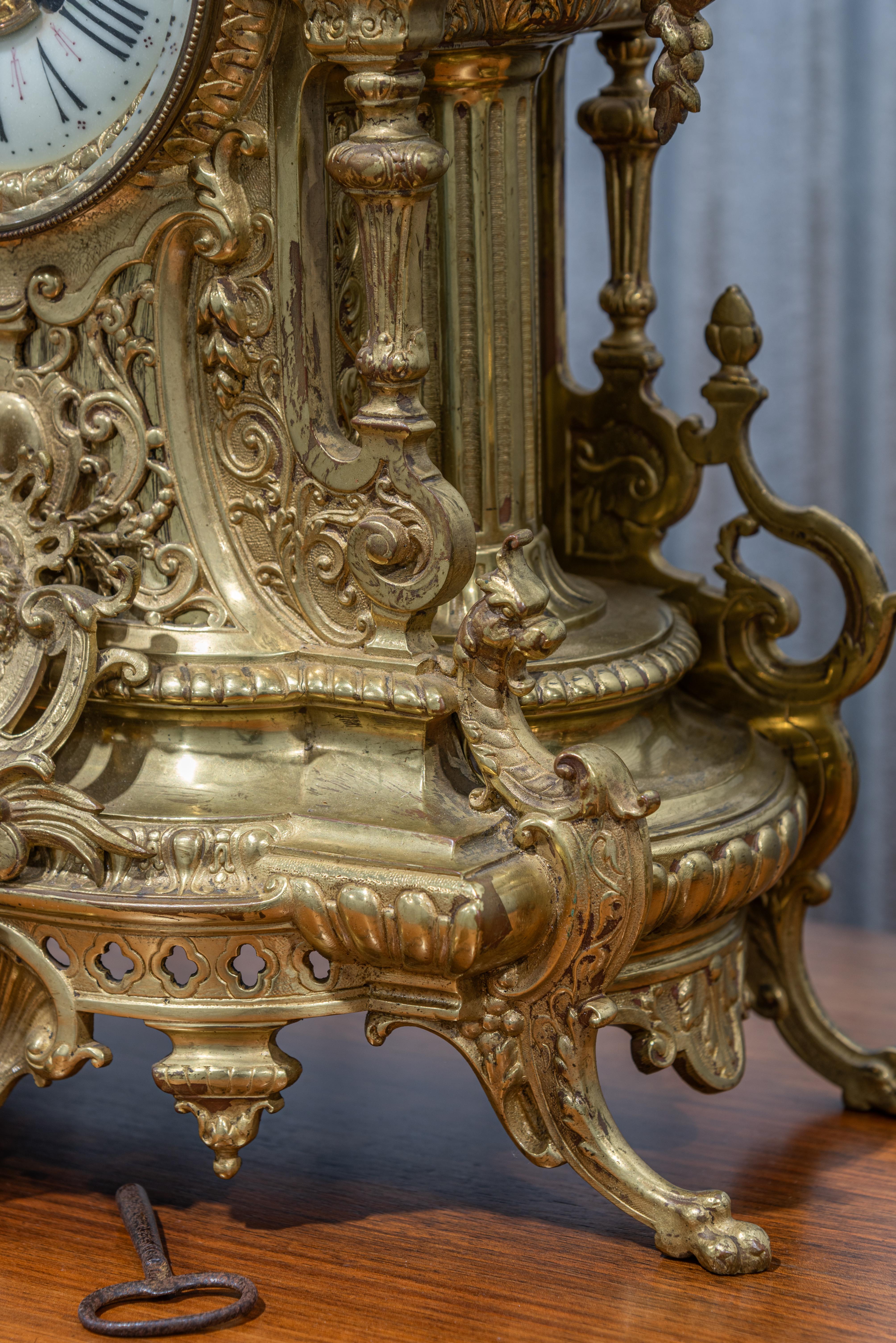 19th Century Louis XIV Style Mantel Clock In Good Condition In Austin, TX