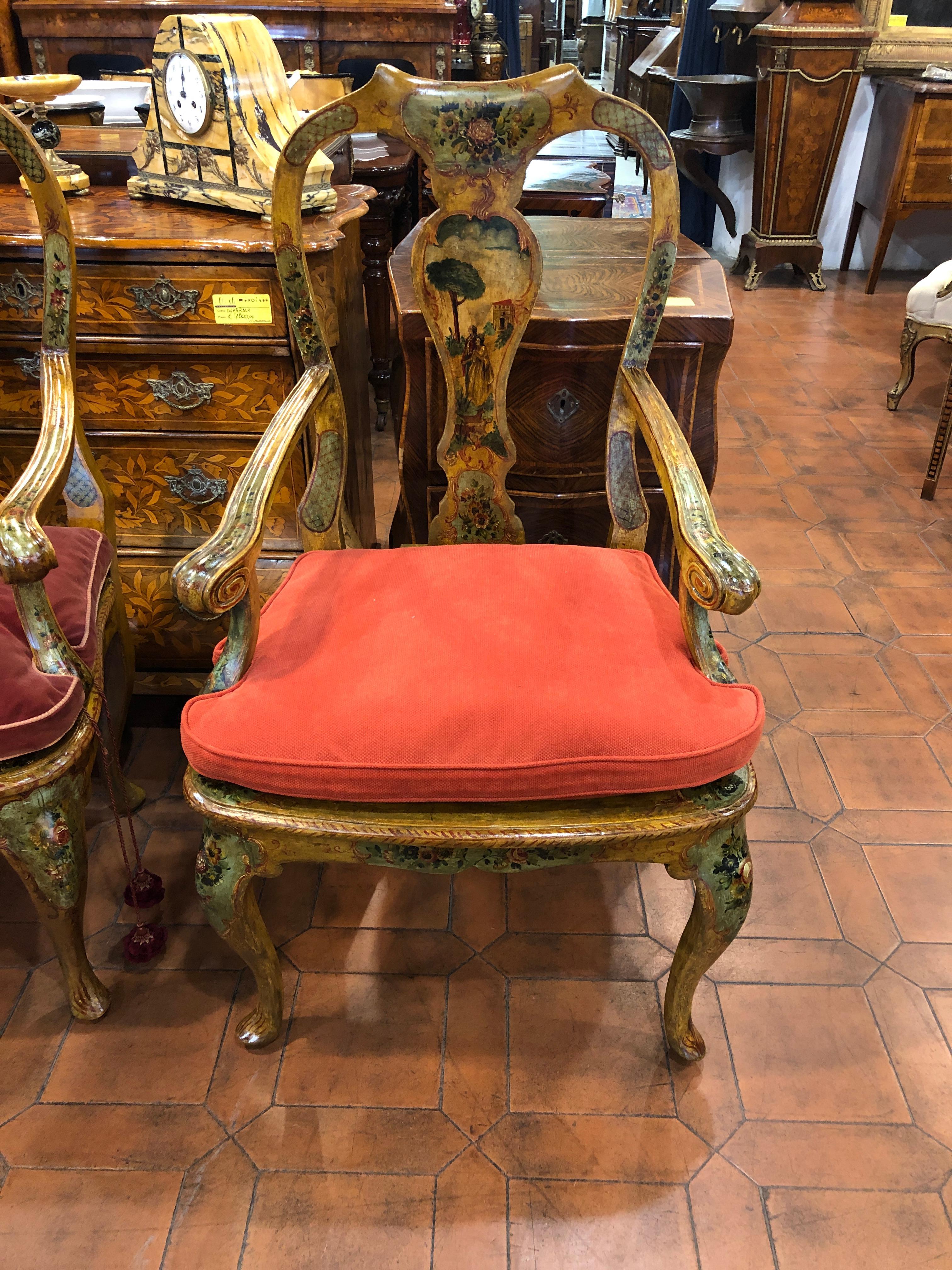 English 19th Century Louis XV Wood Lacquered Set of Sofa and Four Armchairs, 1880s