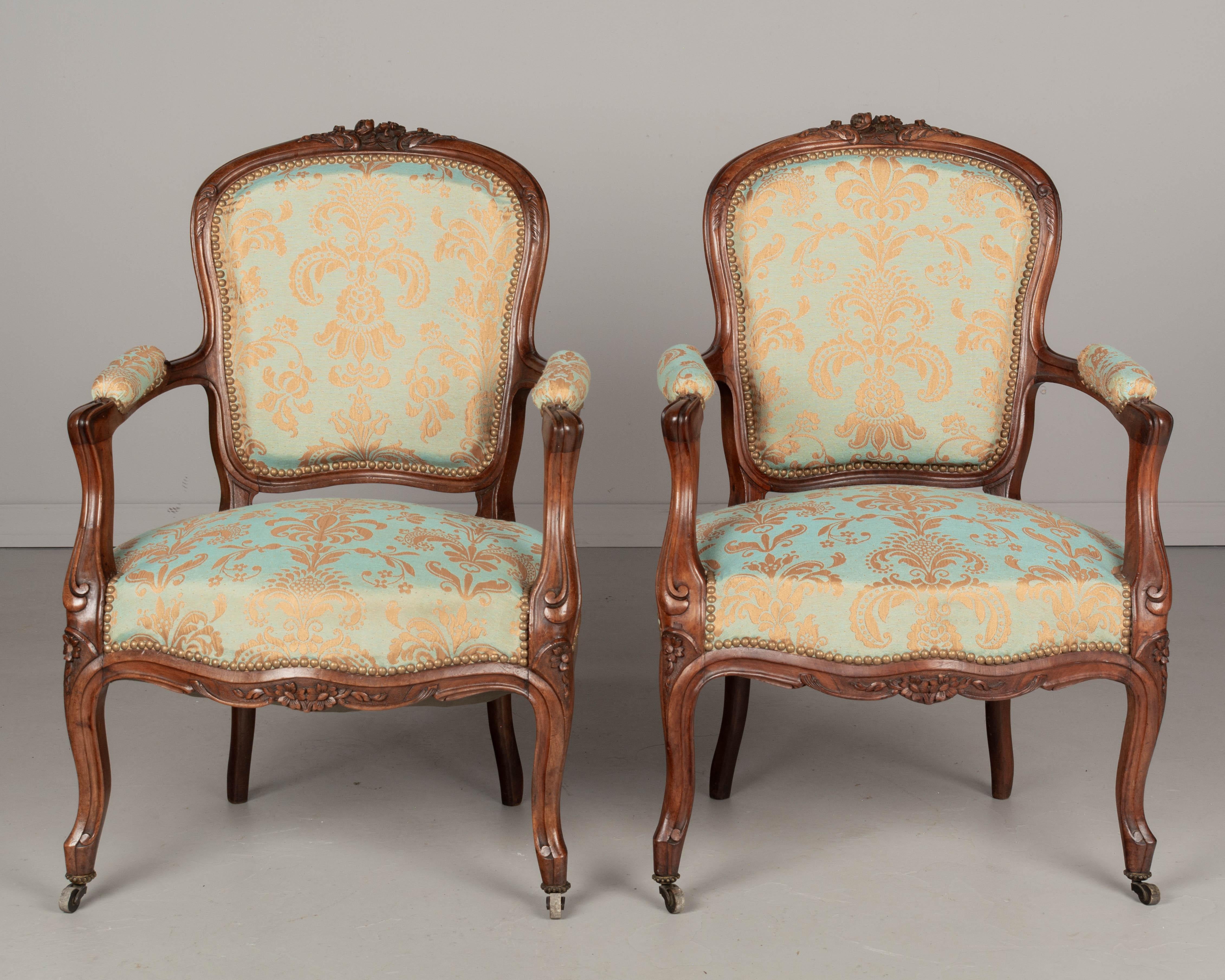 19th Century Louis XV French Fauteuil Armchairs, a Pair For Sale at 1stDibs