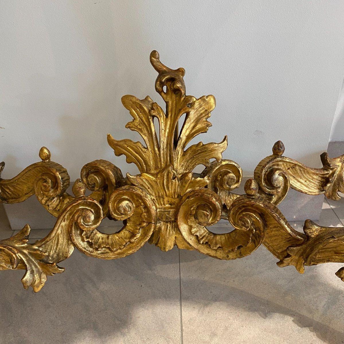 19. Jahrhundert Louis XV vergoldetes Wood Wood Konsolentisch mit Marmorplatte im Angebot 1