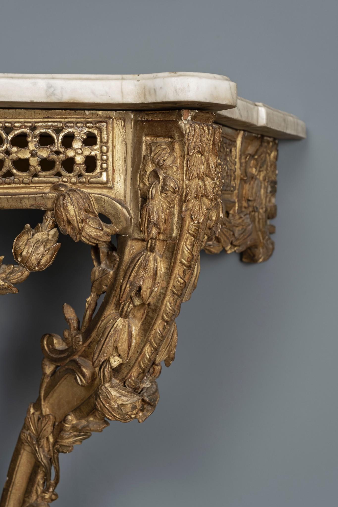 19th Century Louis XV Giltwood Console For Sale at 1stDibs