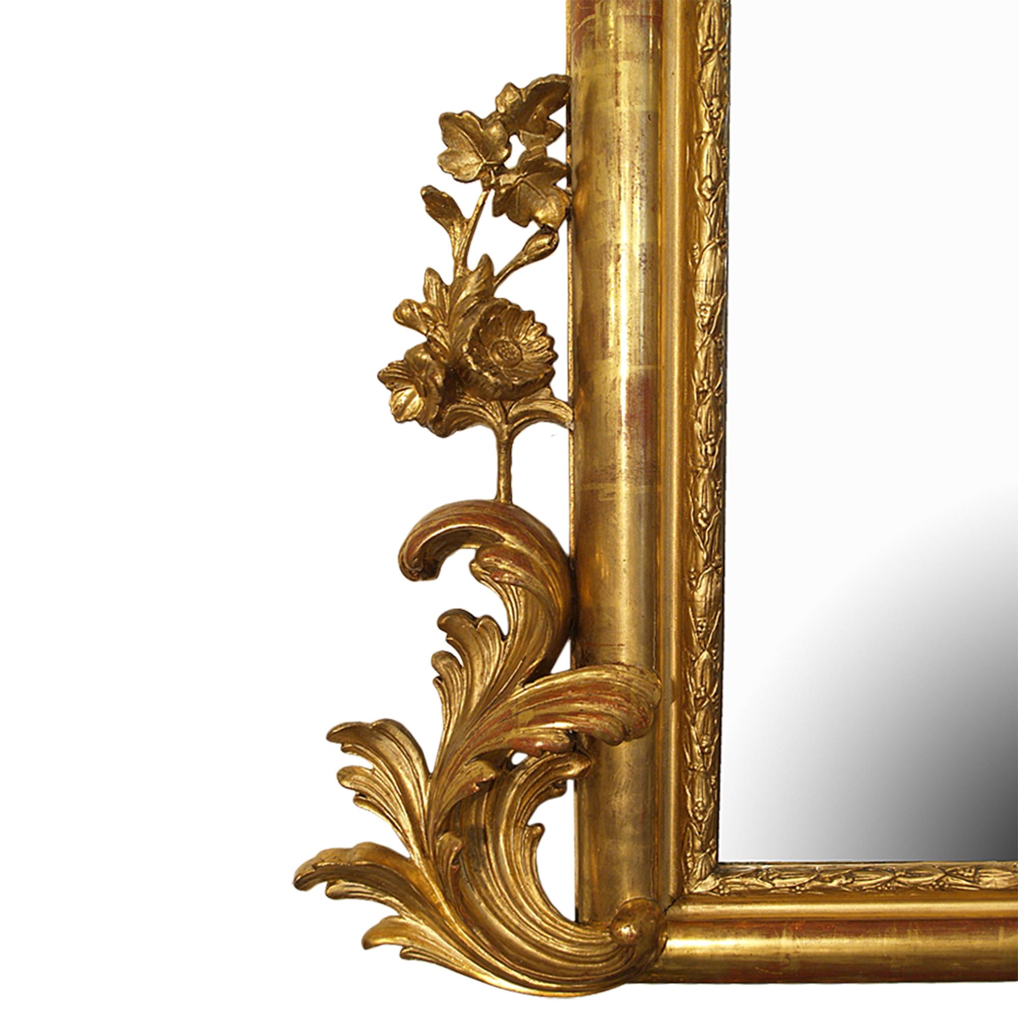 19th Century Louis XV Giltwood Mirror In Good Condition For Sale In West Palm Beach, FL