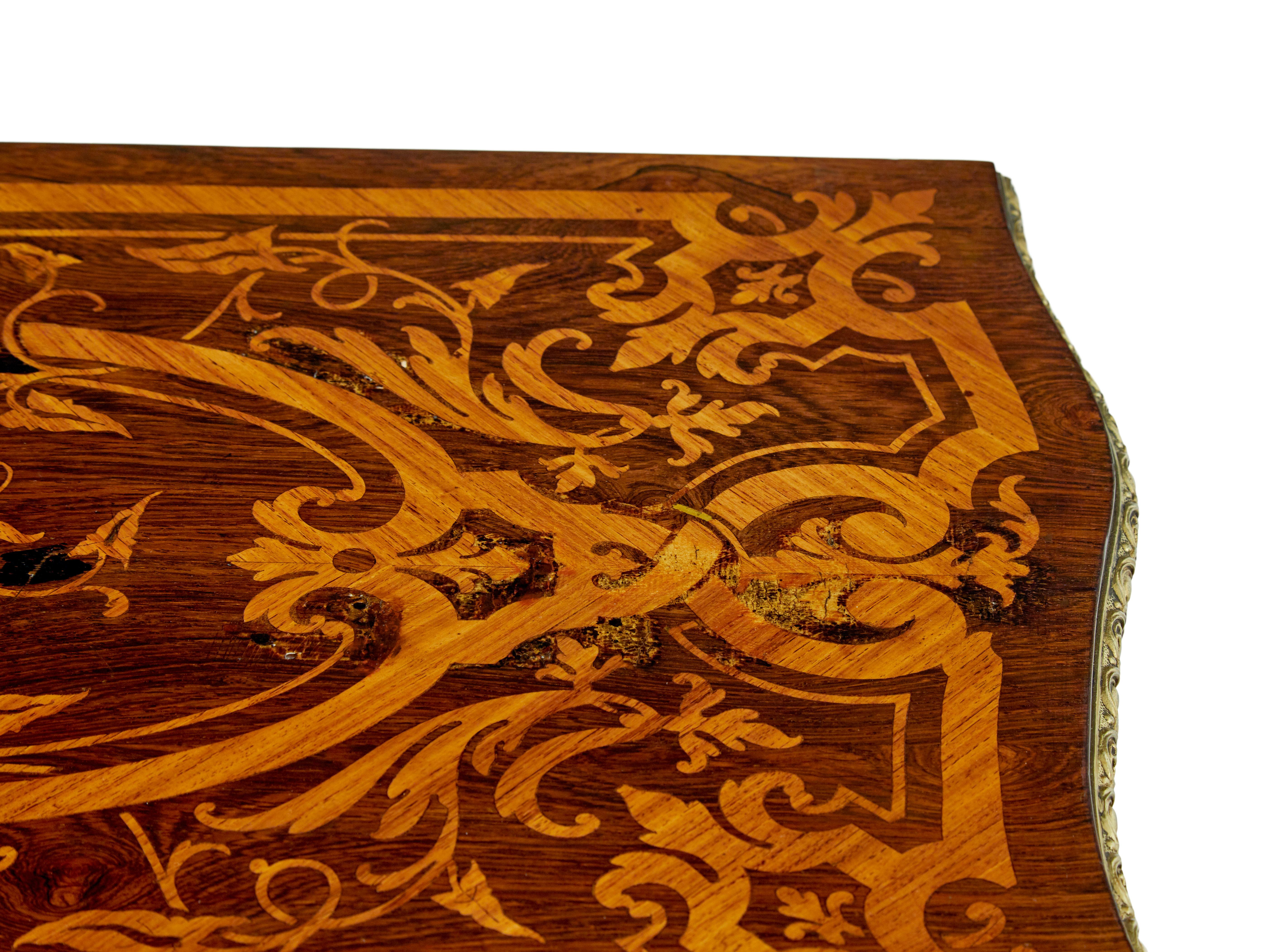 Table à cartes en marqueterie d'influence Louis XV du 19e siècle en vente 5