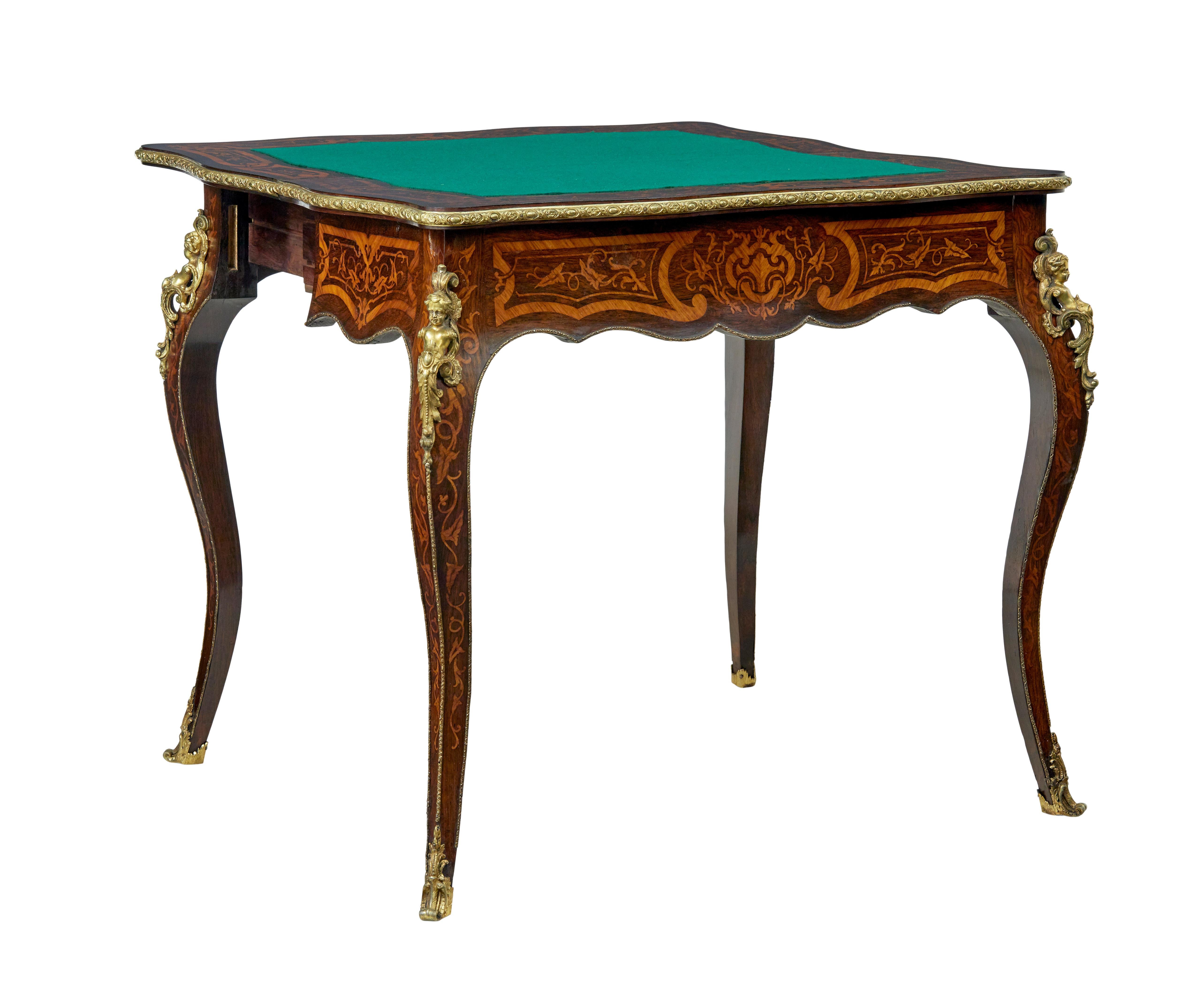 Laiton Table à cartes en marqueterie d'influence Louis XV du 19e siècle en vente