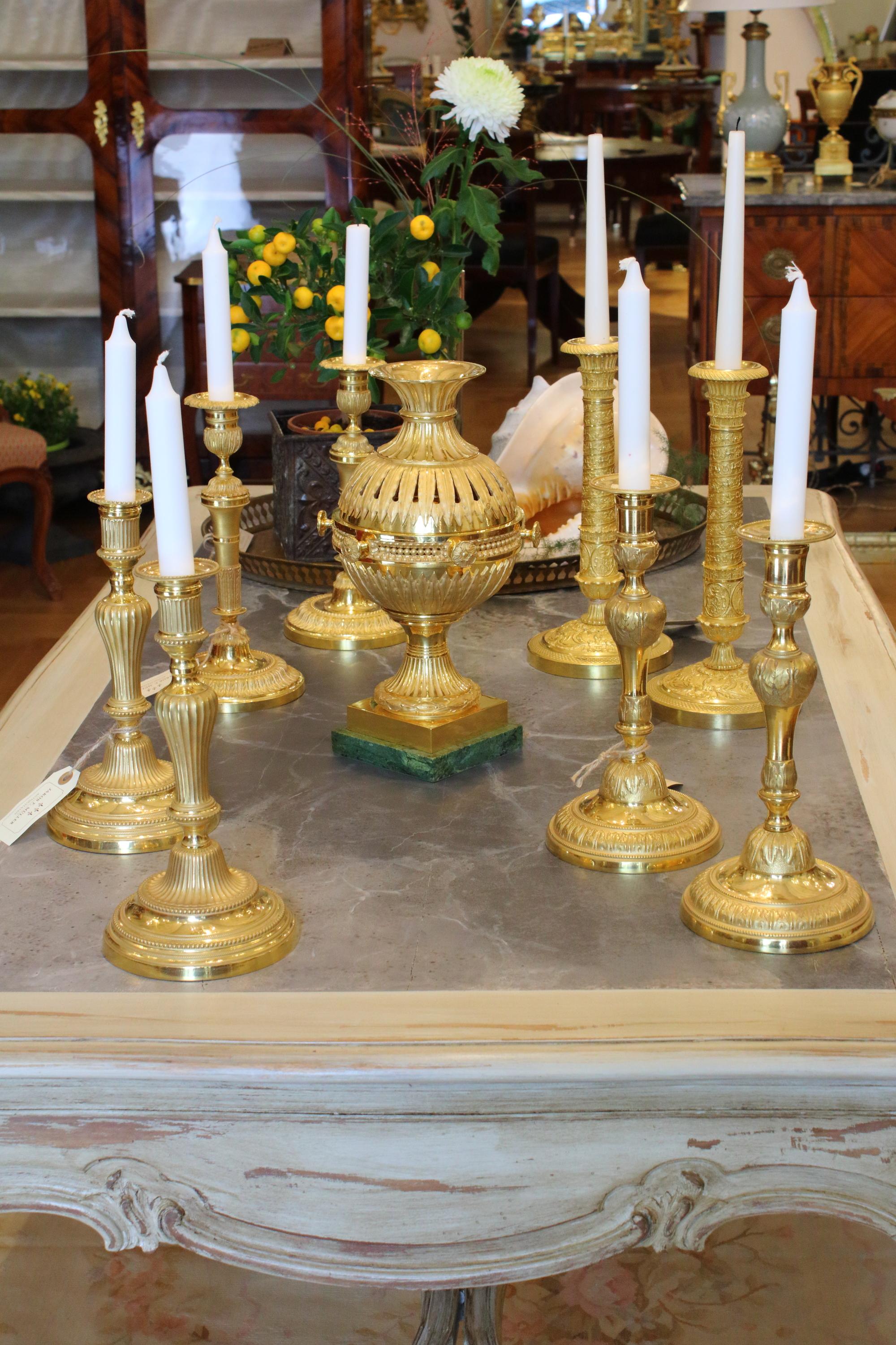 19th Century Louis XV Large Carved and Painted Wood Center or Dining Table For Sale 10