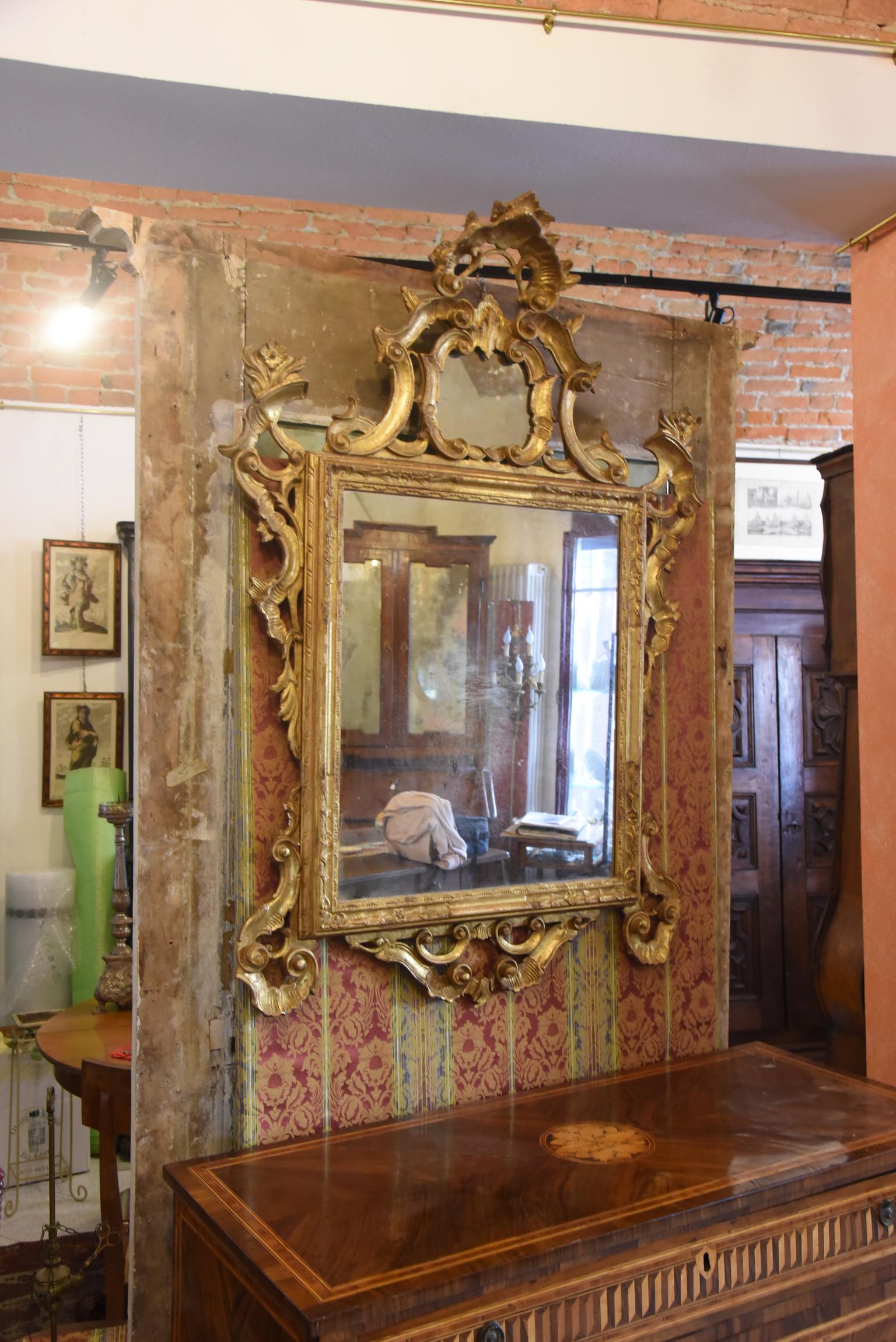 19th century Louis XV Mirror Carved Gilded Wood Antique Mirror in Mercury, 1800s For Sale 1