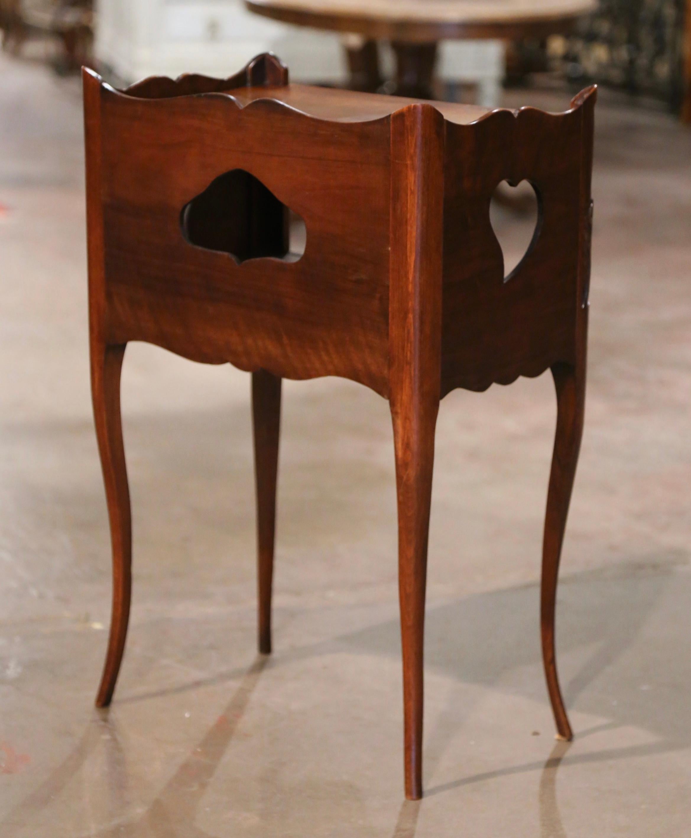19th Century Louis XV Provencal Walnut Bedside Table with Side Drawer 5