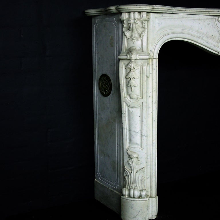 19th Century Louis XV Sicilian Marble Chimneypiece For Sale at 1stDibs