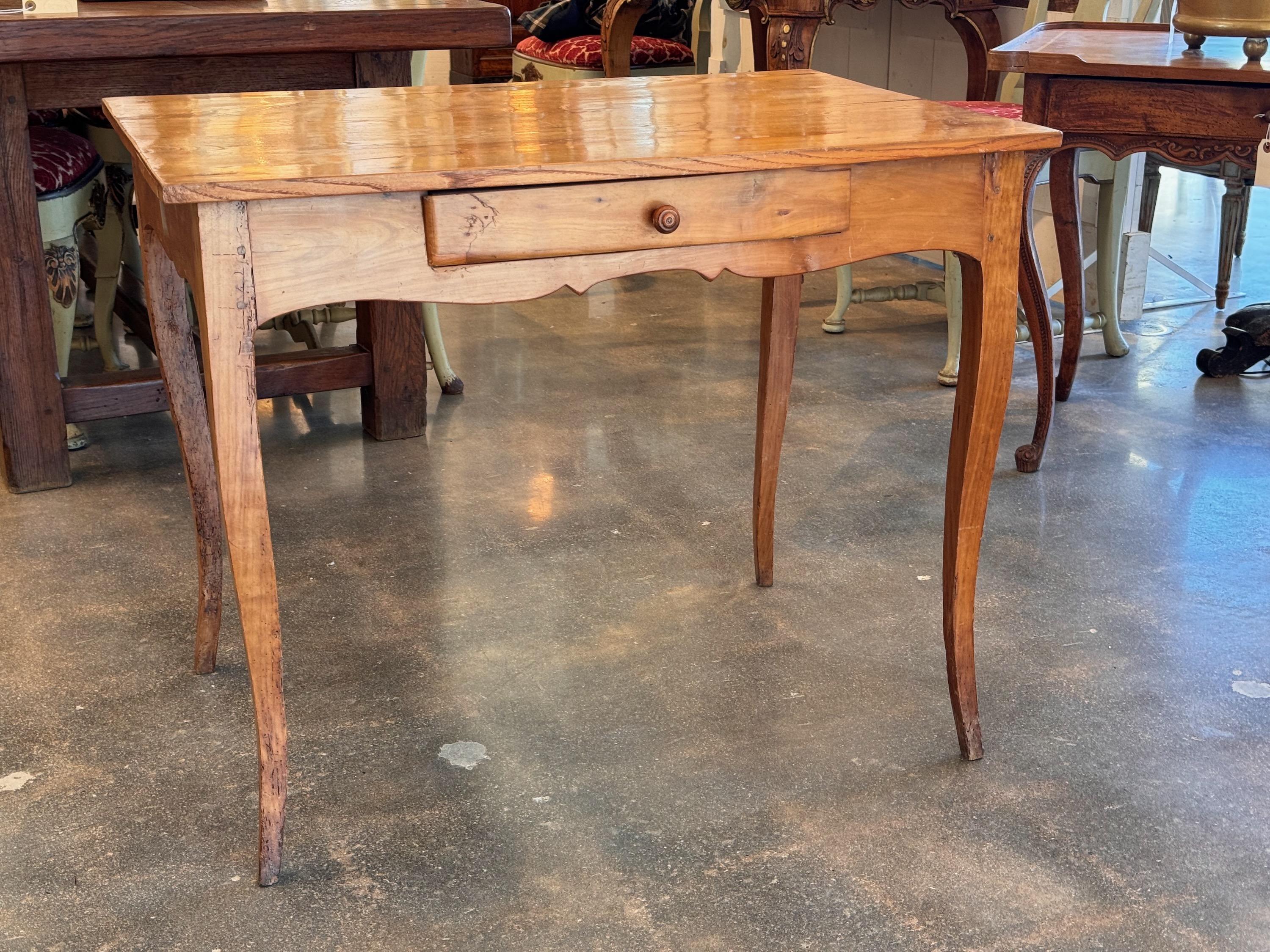 19th Century Louis XV Side Table For Sale 1